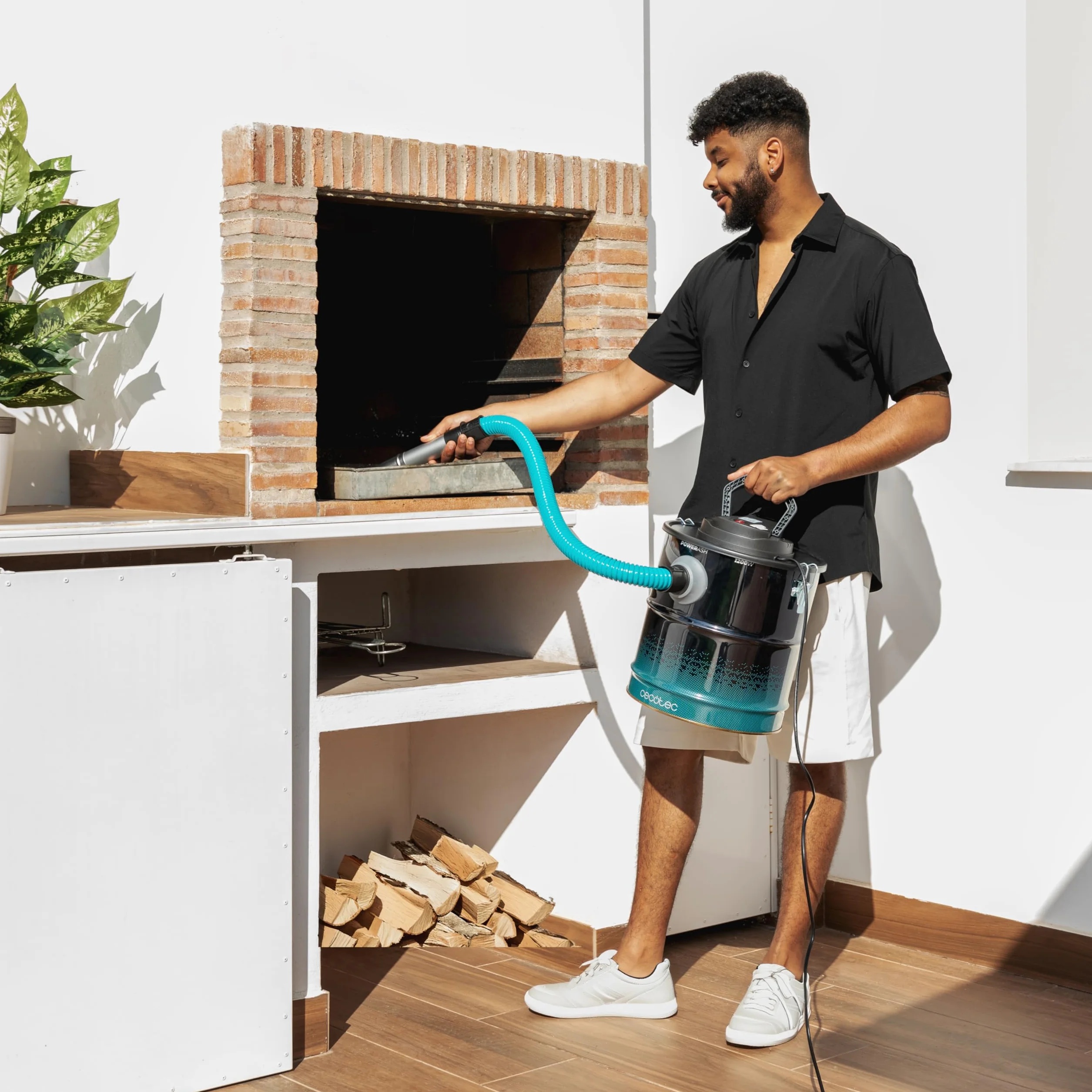 Cecotec Conga Ash 4000 Home Odkurzacz do popiołu 20L 1200 W 18 kPa metalowa powłoka rurowa