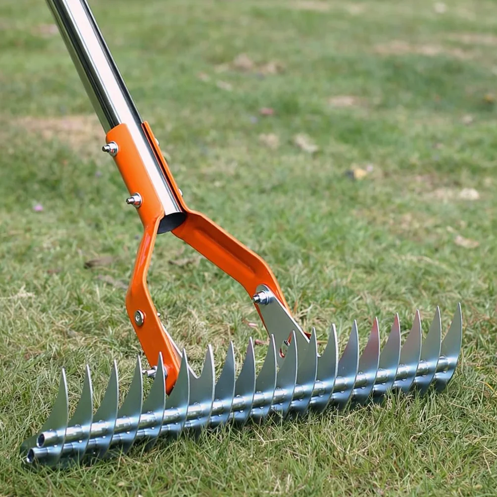 RESSER Aerator Wertykulator Ręczny do Trawy z Kolcami Wahadłowy Trzonek