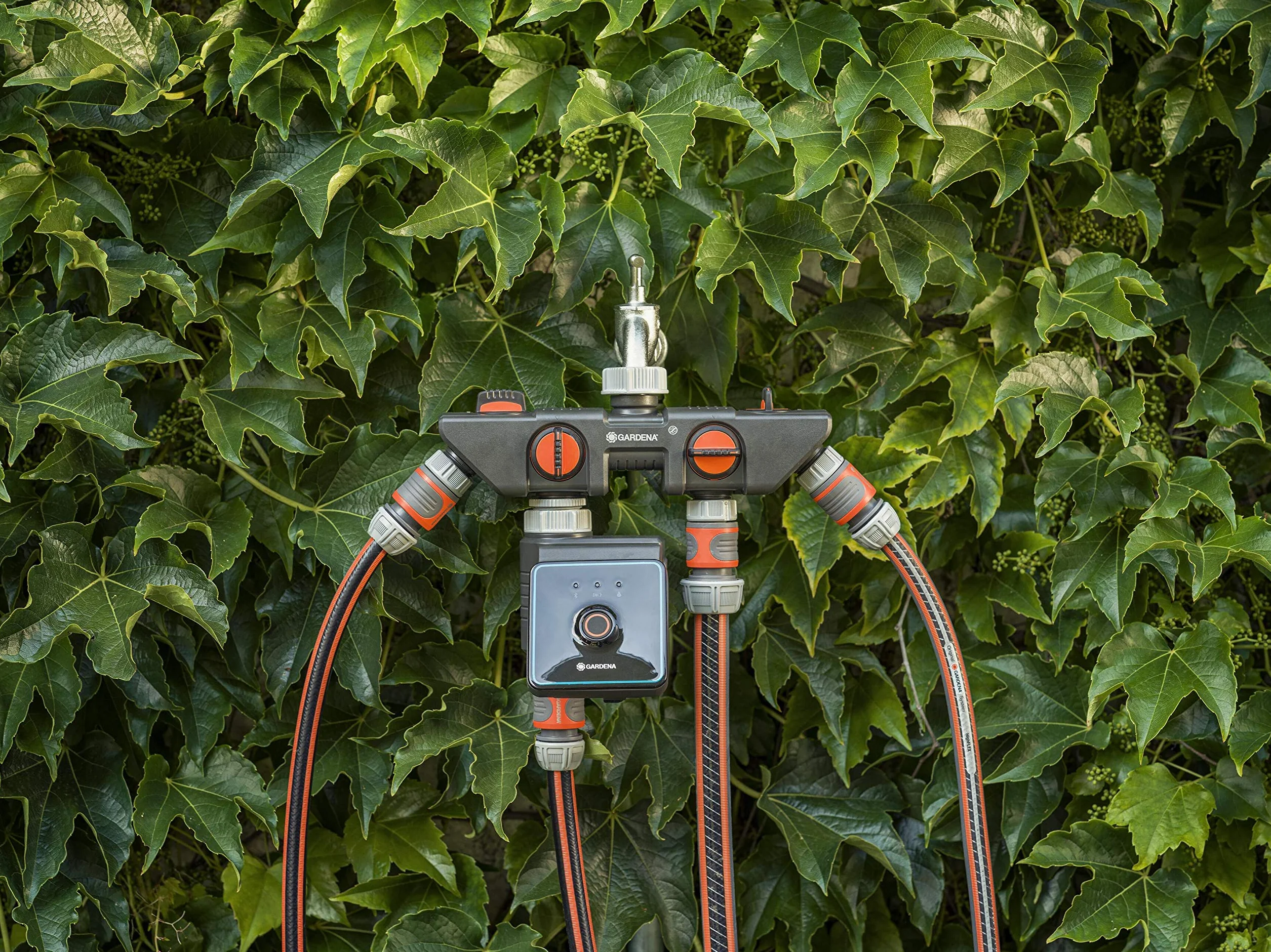 Gardena sterownik nawadniania za pomocą aplikacji Bluetooth®: Autom. nawadnianie ogrodu i balkonu, konfig. za pomocą aplikacji, cykle nawadniania w 3 harmonogramach, zasięg 10 m (01889-20)