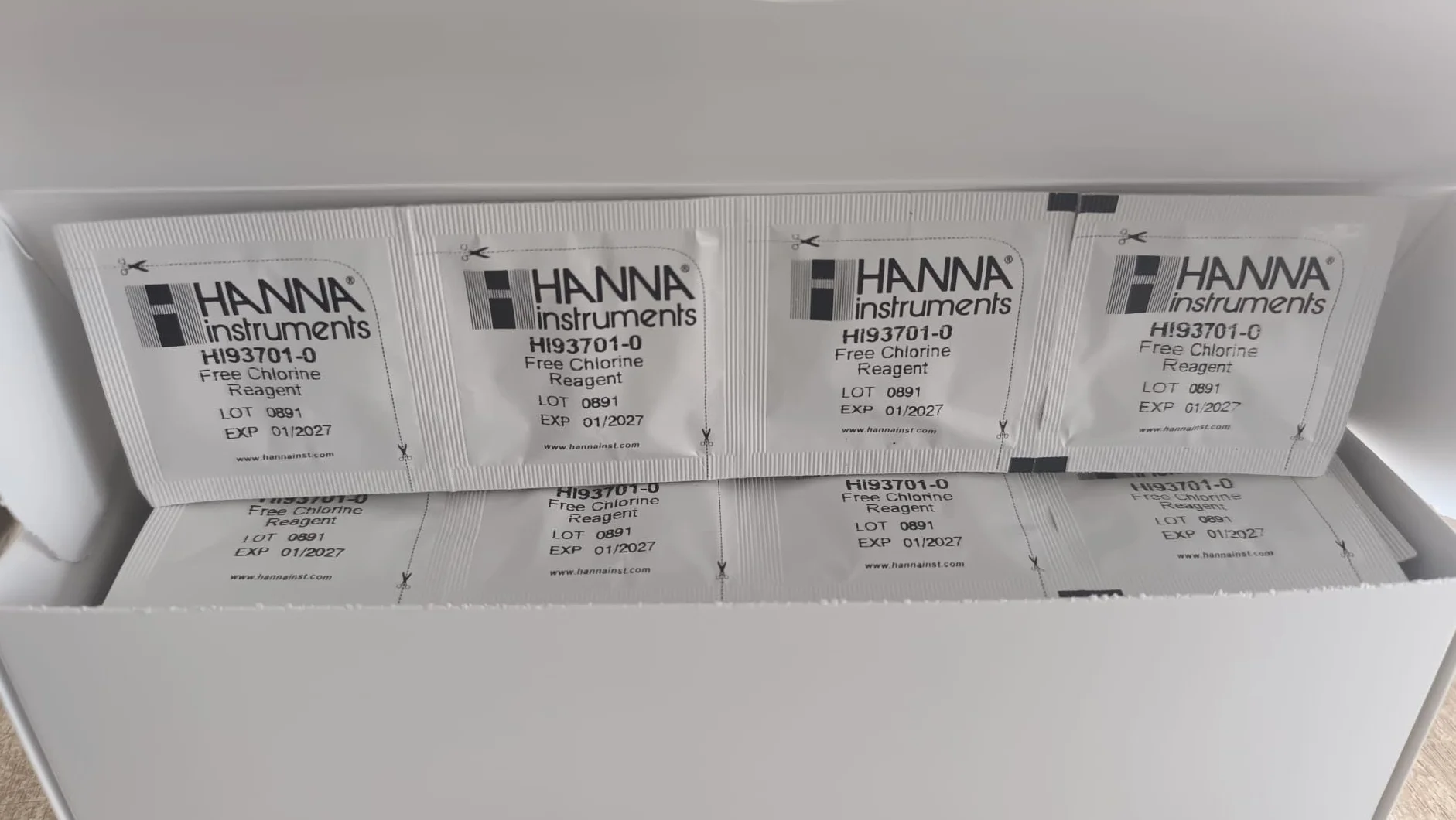 PISCIVAL HI93701-01 | 100 sztuk wolnych odczynników chloru DPD w proszku | Kompatybilny z Checker HANNA HI701 | Precyzyjny test wody w basenie | Do użytku profesjonalnego i domowego
