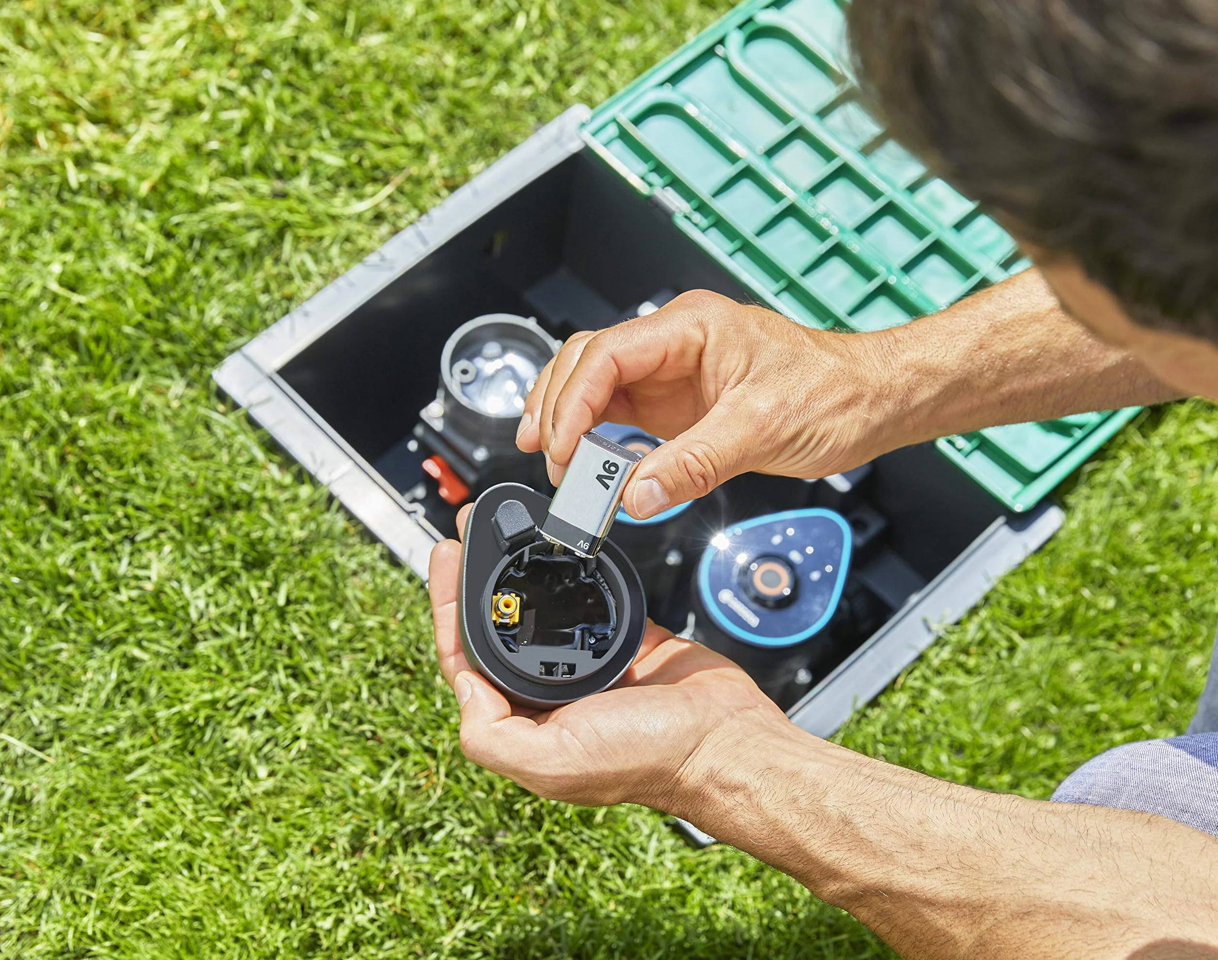 Gardena element sterujący 9 V Bluetooth: Jednostka sterująca do automatycznego i niezawodnego nawadniania, możliwość konfiguracji za pomocą aplikacji Bluetooth, bezprzewodowa (01287-20)