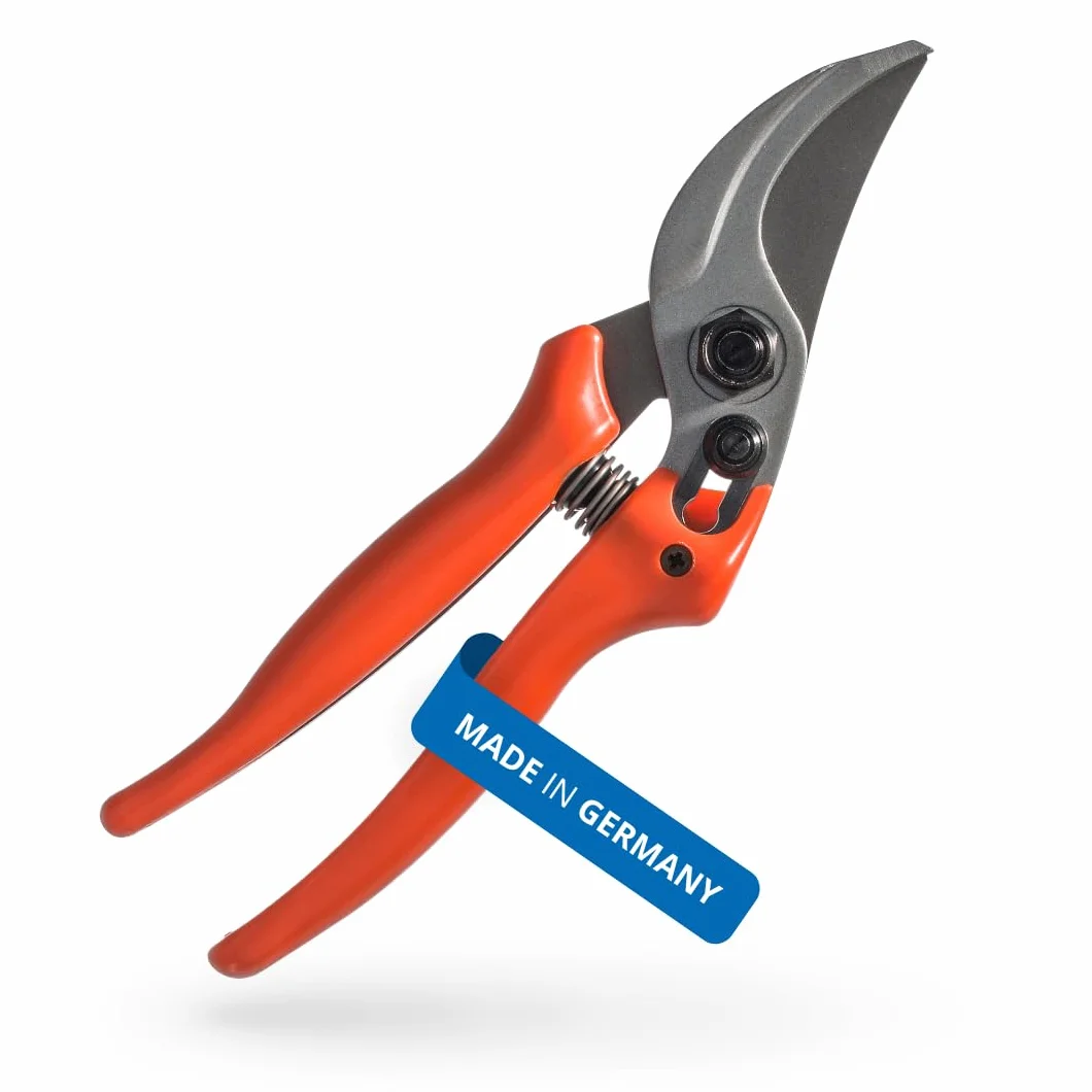 Original LÖWE 14 Bypass Rosenschere 14.104 mit scharfen Stahl-Klingen aus Carbon - robuste Gartenschere mit Antihaftbeschichtung für Rechtshänder zum Schneiden von Rosen Zweige Äste Schnittblumen