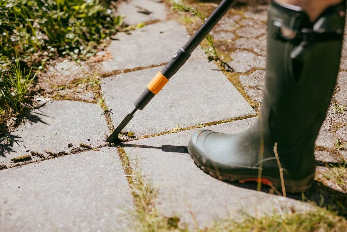 Fiskars Quikfit Chwastownik Ręczny, Czarny/Pomarańczowy, 25 cm x 7 cm