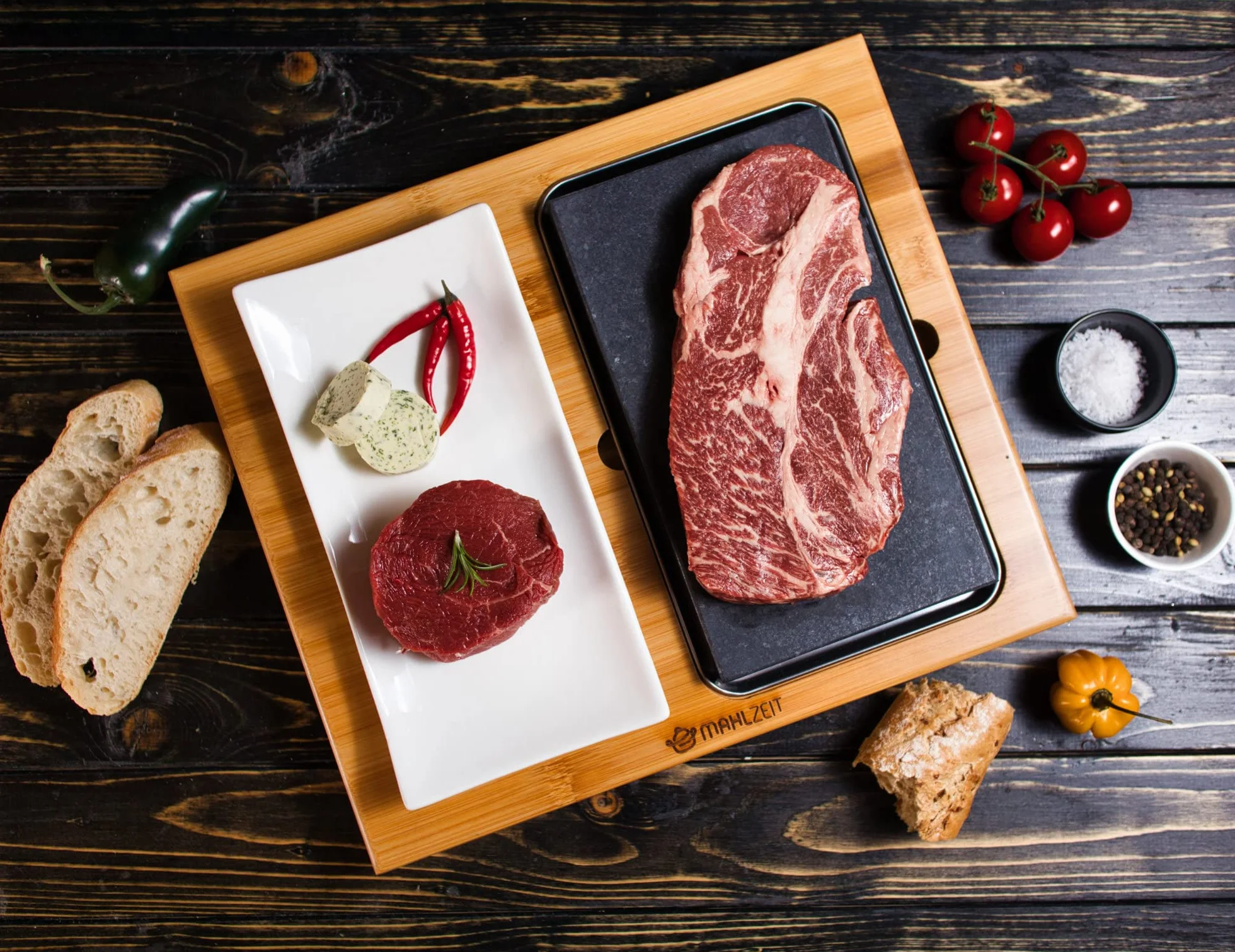 Mahlzeit Zestaw z kamieniem lawowym gorący kamień z talerzem i drewnianą deską bambusową do grillowania steków