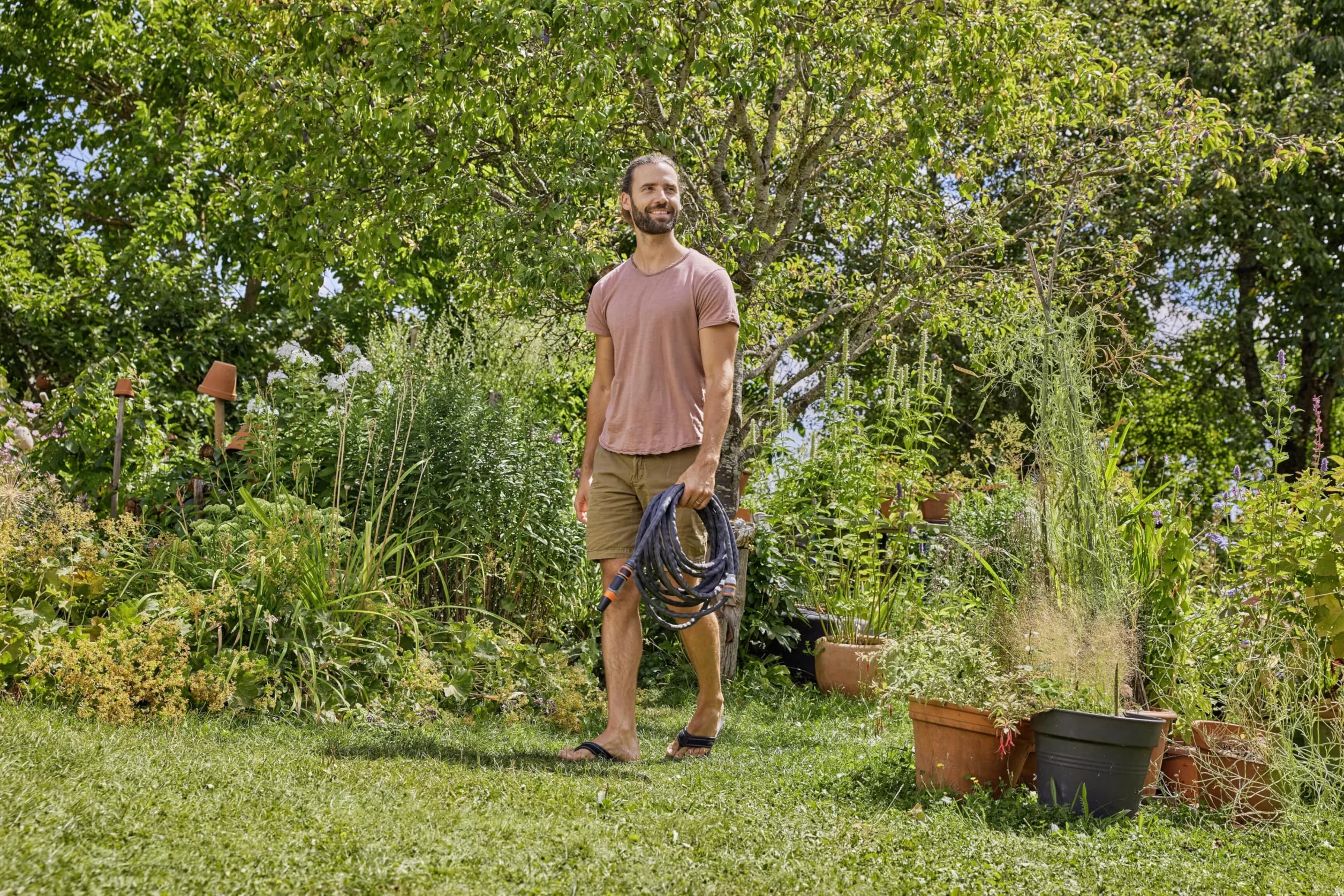 Gardena Liano Life, wąż materiałowy 1/2 cala, 15 m: Wysoko elastyczny wąż ogrodowy z tkaniny, z wężem wewnętrznym PVC, bez zginania, lekki, odporny na czynniki atmosferyczne (18445-20)
