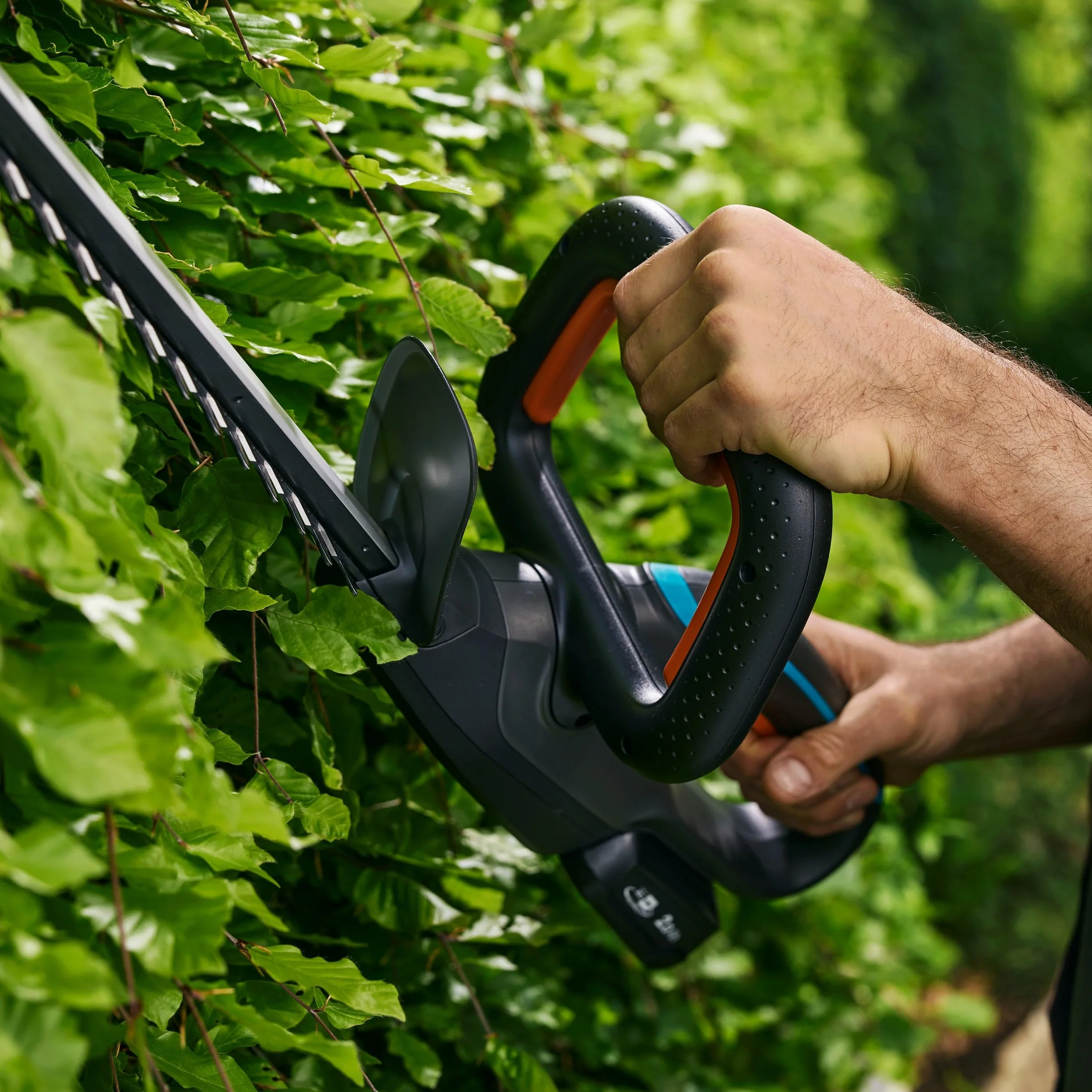 Gardena EasyCut 45/18V Akumulatorowe nożyce do żywopłotu bez akumulatora