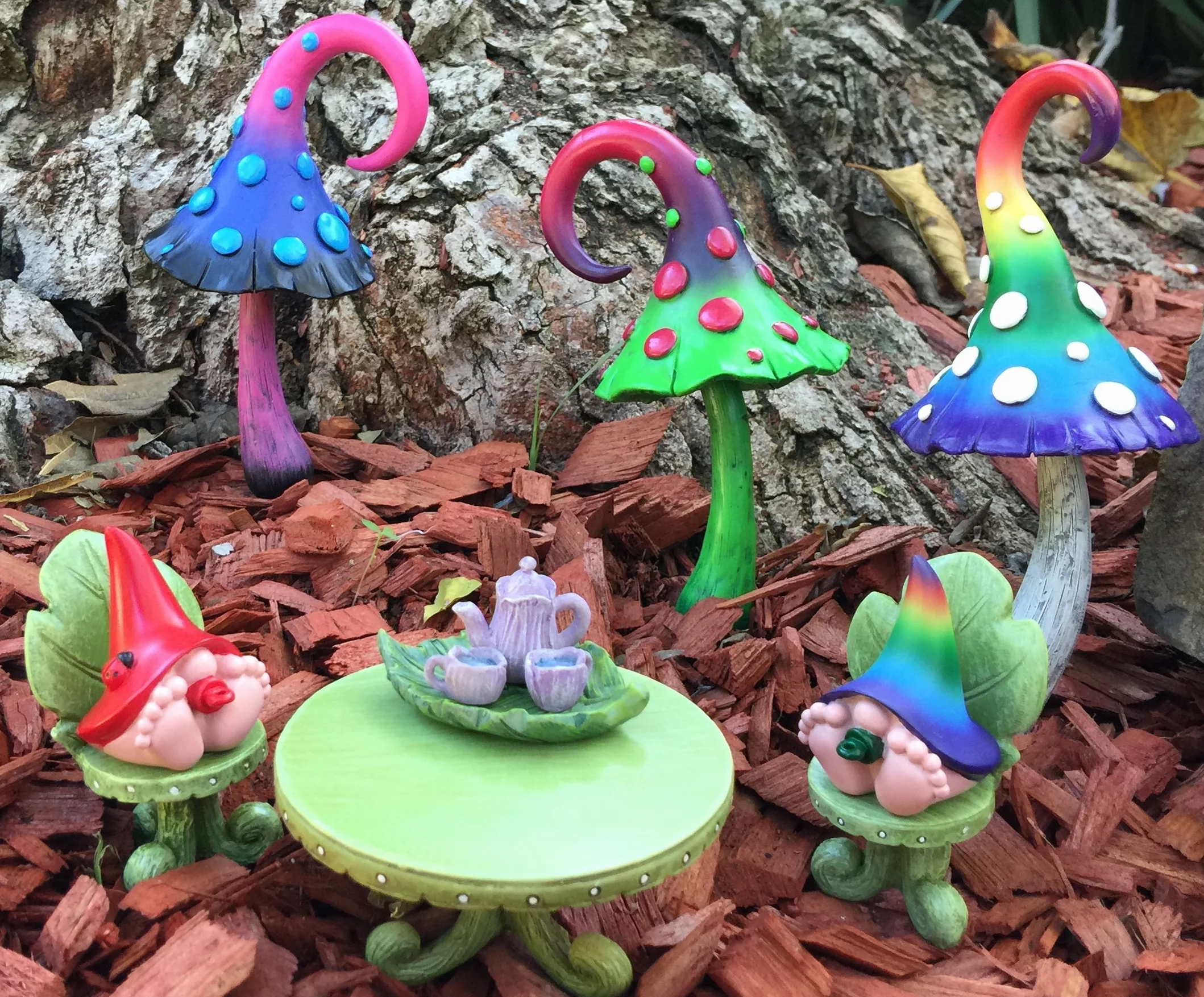 GlitZGlam Miniature Fairy Garden Zestaw Mebli Ogrodowych Bistro Liść Z Zestawem Do Herbaty