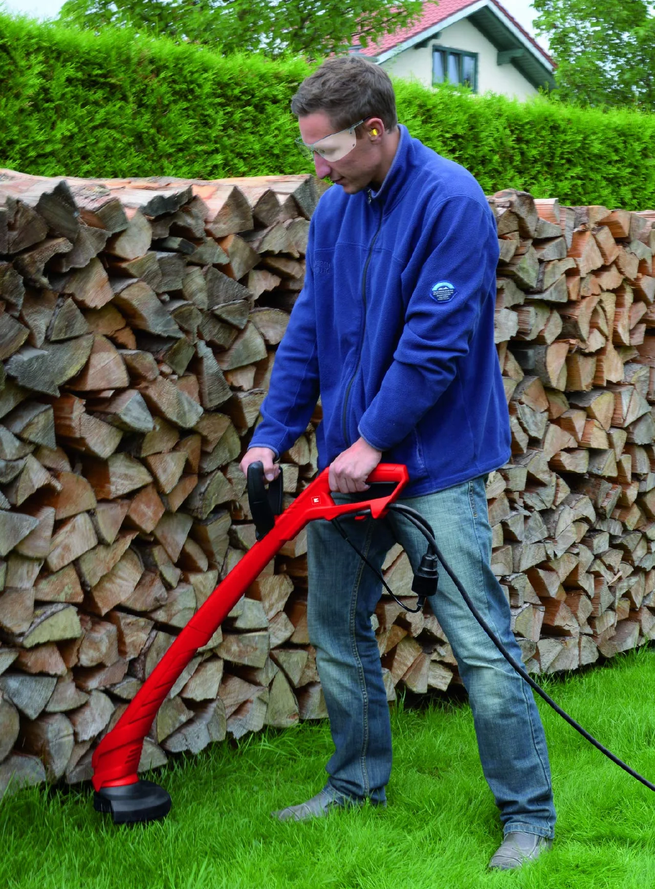 Einhell 3402050 Podkaszarka, 300 W, 230 V, Czarny/Czerwony, ‎102.5 x 31 x 25.5 cm; 1.5 kg