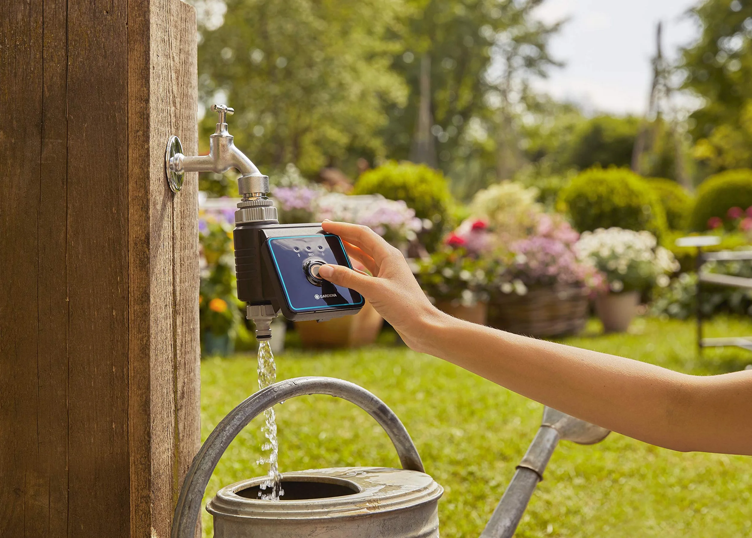 Gardena sterownik nawadniania za pomocą aplikacji Bluetooth®: Autom. nawadnianie ogrodu i balkonu, konfig. za pomocą aplikacji, cykle nawadniania w 3 harmonogramach, zasięg 10 m (01889-20)