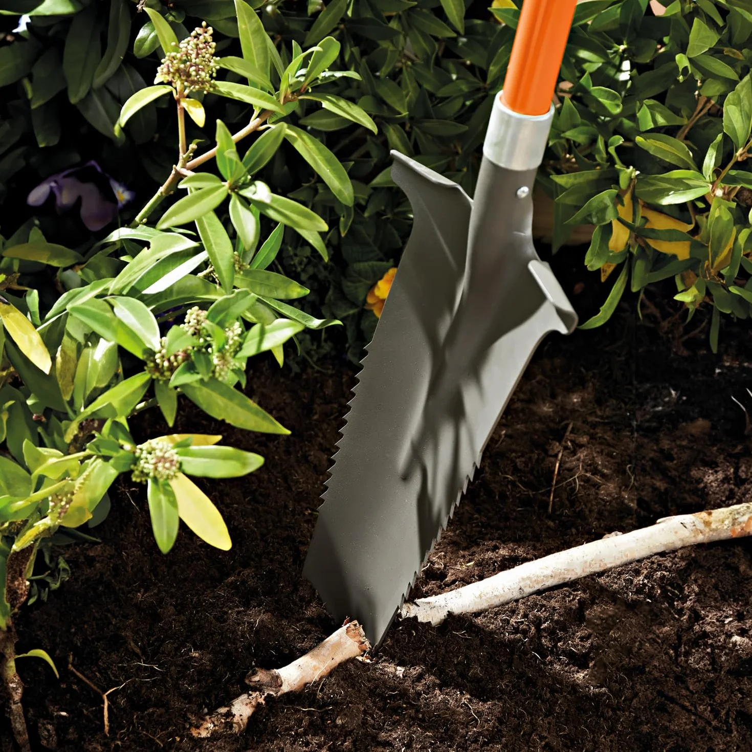 3 PAGEN® Łopata z piłą do korzeni, końcówka ze stali węglowej z ostrymi zębami, łopata ogrodnicza 114 cm, z ergonomicznym uchwytem i szeroką krawędzią do stepping - wysokiej jakości ostrze łopaty do