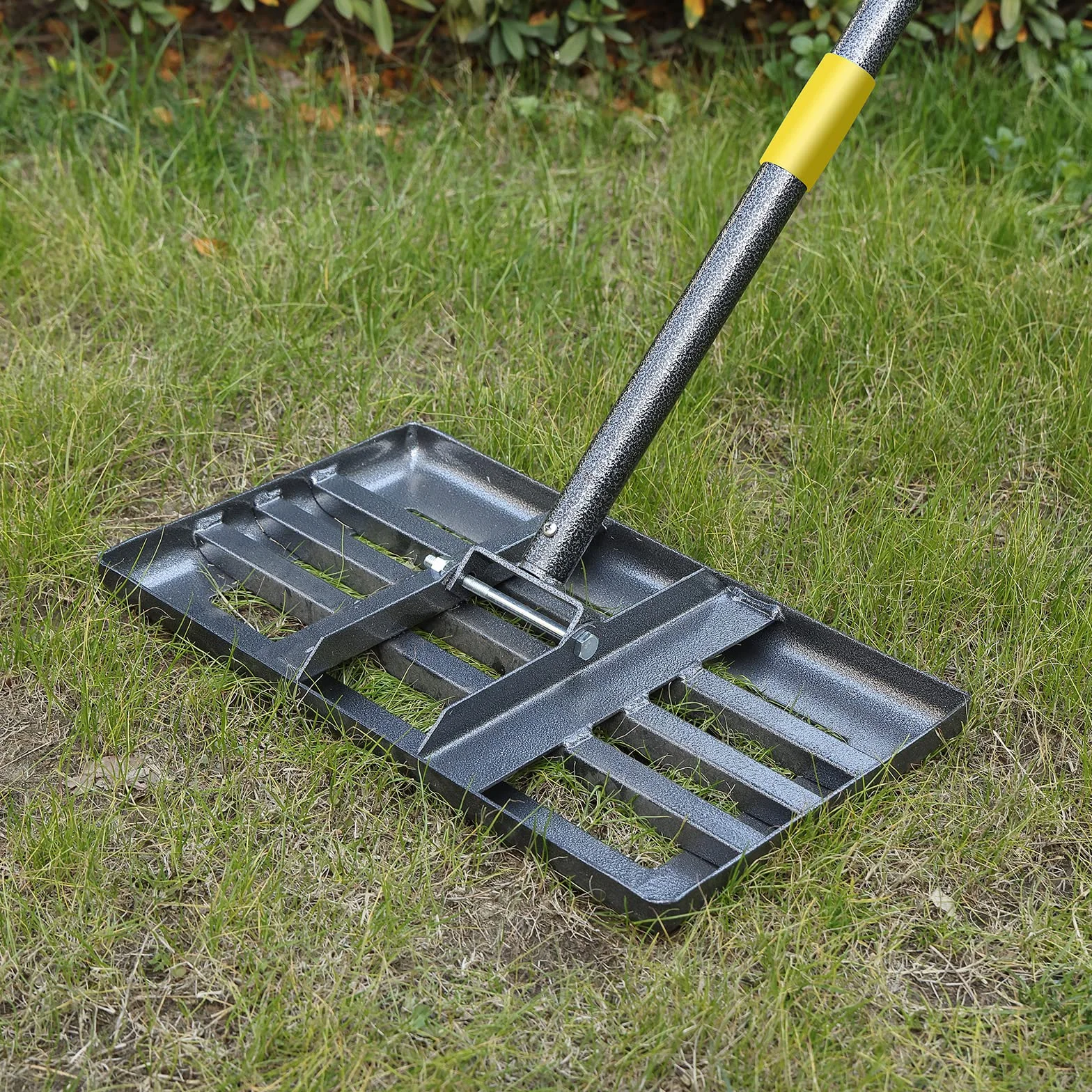 Grabie do poziomowania trawnika 43 x 25 cm ergonomiczny uchwyt