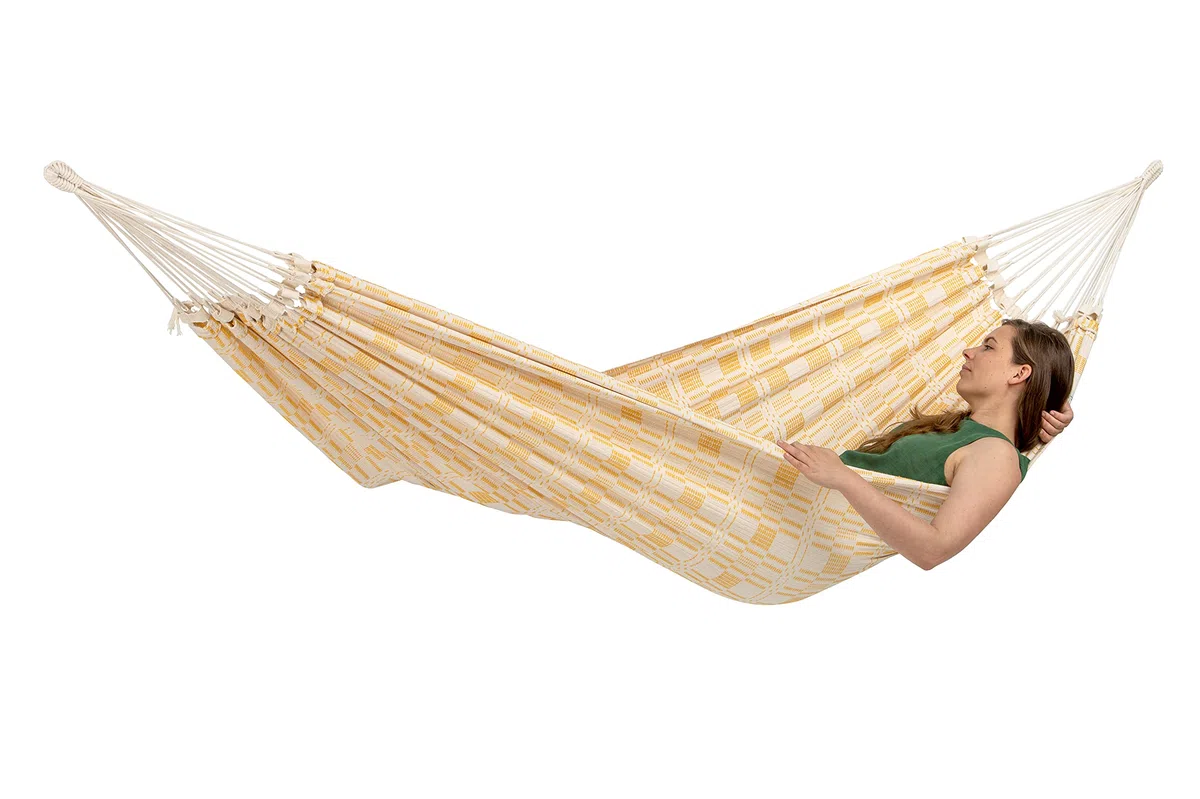 AMAZONAS XXL hamak Carioca Gold żakard, powierzchnia do leżenia 250 x 175 cm, dla 2 osób do 200 kg, kolor naturalny, jasnożółty, z bawełny z recyklingu, miękki, bardzo stabilny, szlachetny wygląd,
