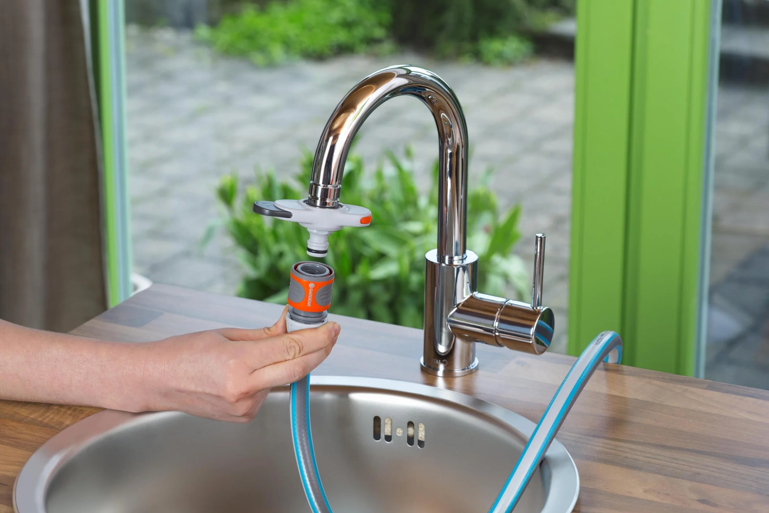 Gardena Przyłącze kranowe do kranów wewnętrznych 18210-20 z adapterem do perlatora