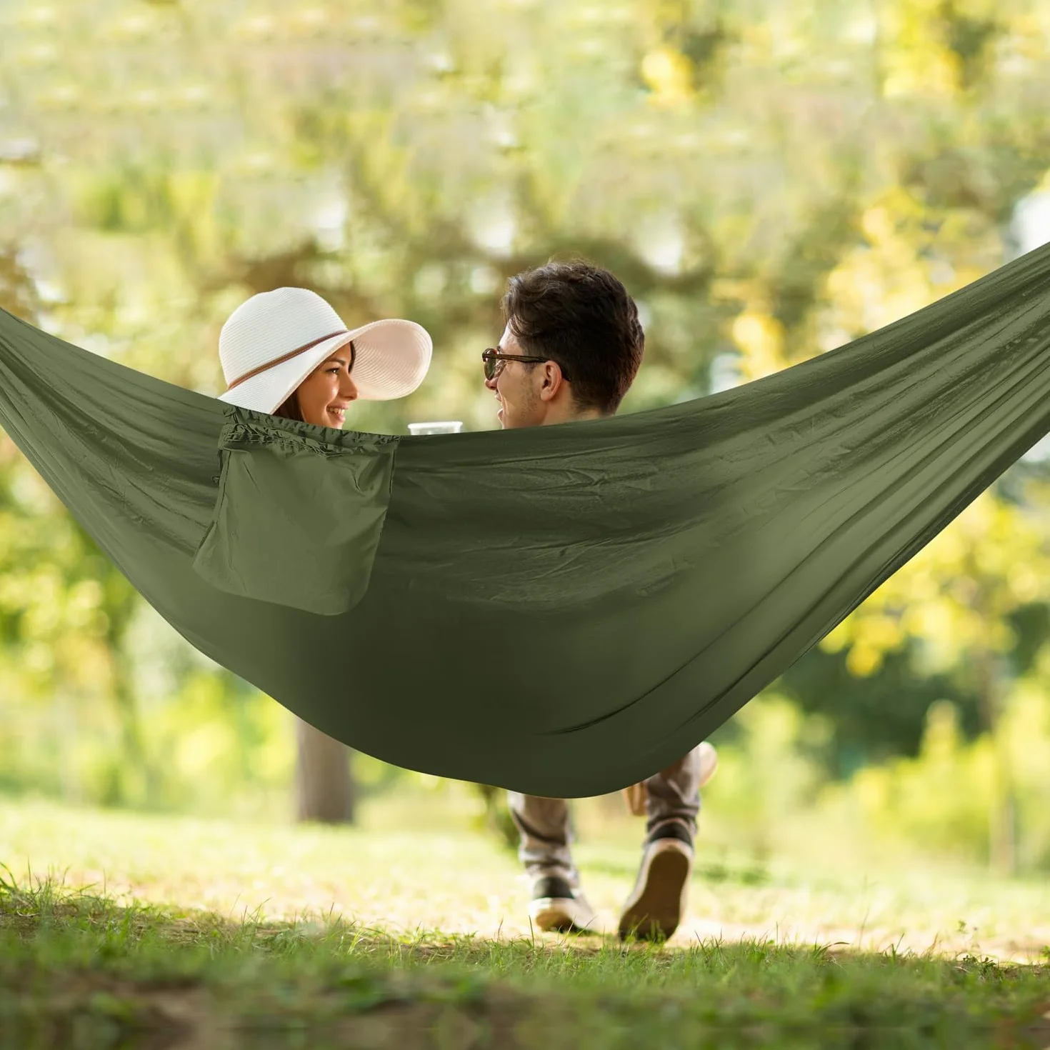 Ultralekki hamak outdoorowy 250 kg z pasami mocującymi i torbą