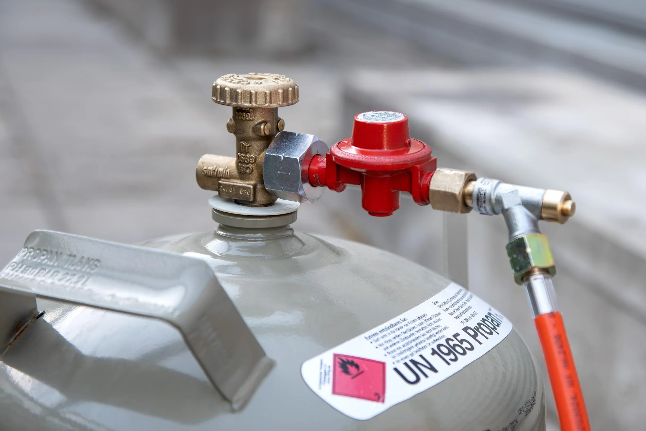 Rothenberger Industrial 030925E Regulator na Propan, do Wypalania, Wypalania Chwastów z Przyłączem 3/8", Butelki 5 i 11 Kg