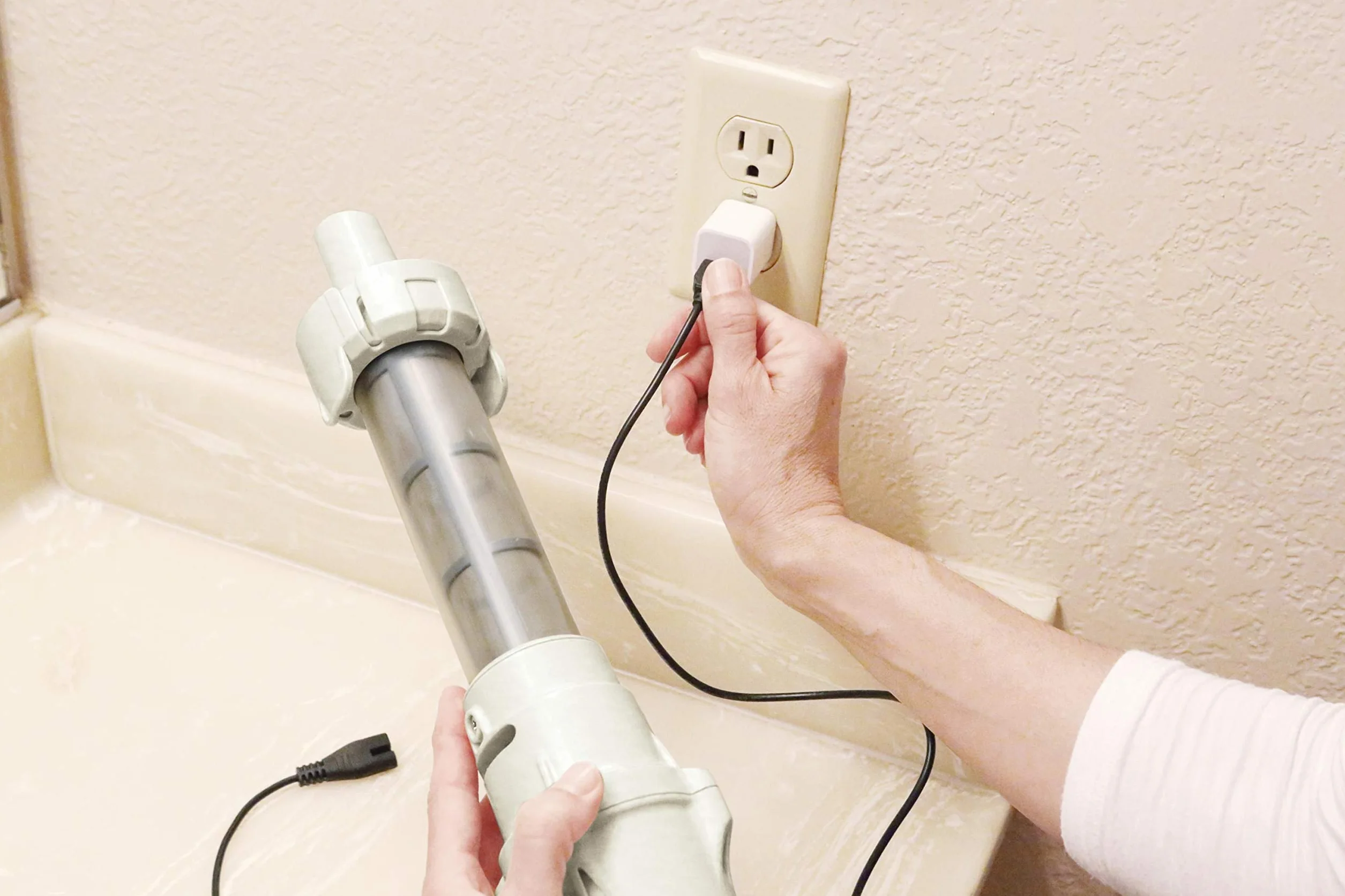 Bestway Lay-Z-Spa® Rechargeable Underwater Vacuum