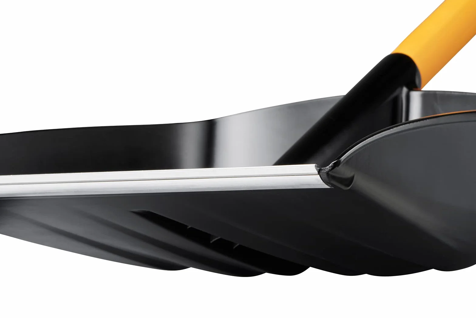 Fiskars Łopata do śniegu do małych i dużych ilości śniegu, seria X, długość: 132 cm, aluminium/polimer, czarny/pomarańczowy/szary, 1057177