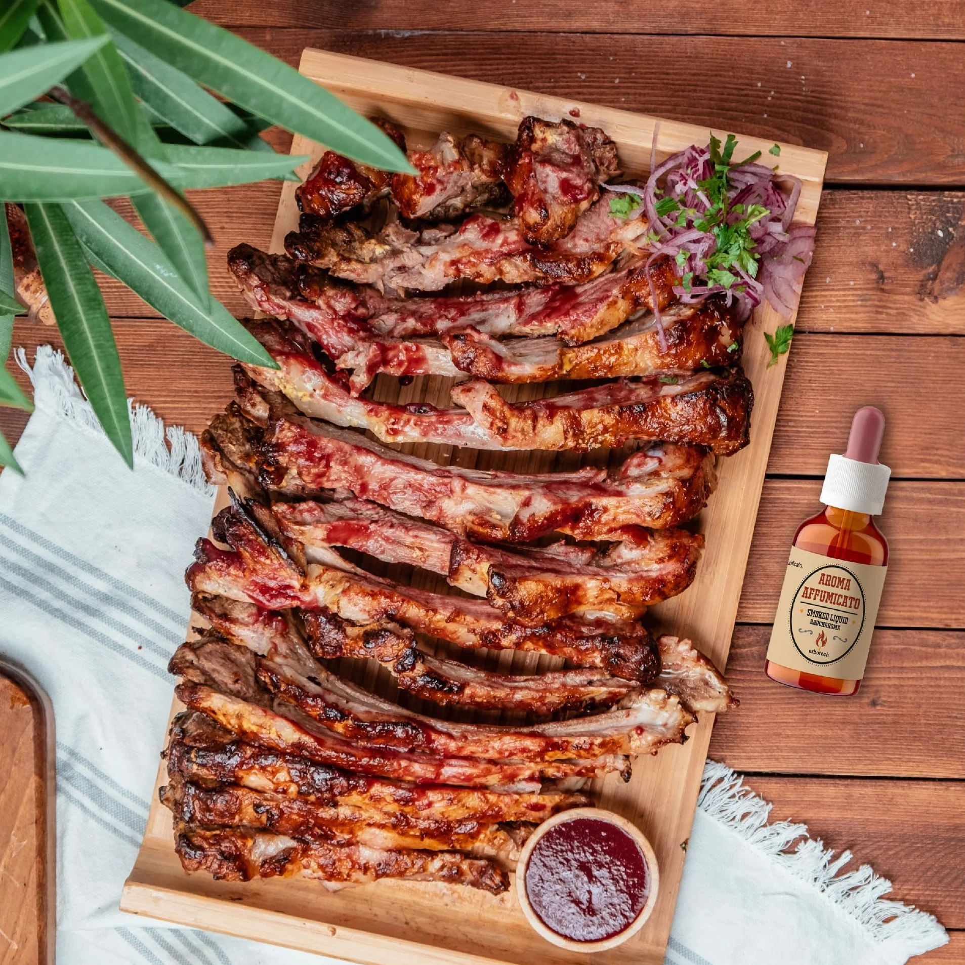 ERBOTECH, Dym w płynie, Skoncentrowany dodatek do żywności, Nadaje potrawom intensywny dymny smak, Idealny do grillowania, mięsa i sera, Dobry również dla wegetarian, Bez GMO, 30 ml