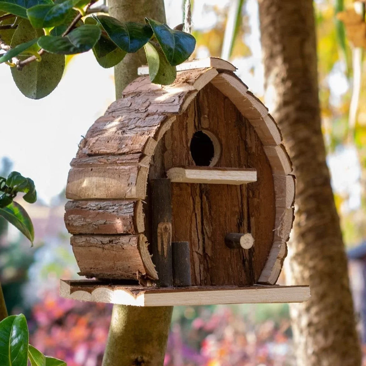 CKB LTD Drewniany domek dla ptaków, rustykalny, naturalny i odporny na warunki atmosferyczne, idealny do ogrodu, na zewnątrz, na drzewo lub balkon