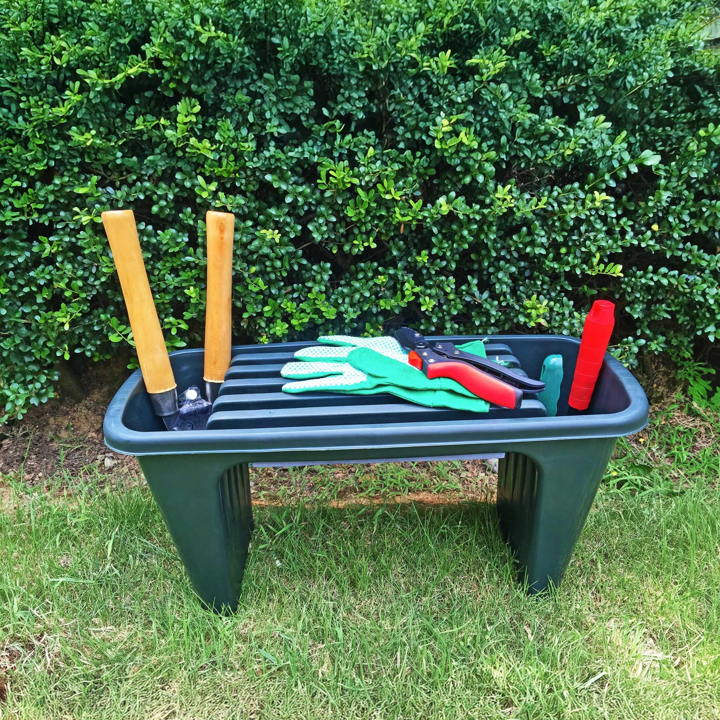 Spetebo Ławka ogrodowa z tworzywa sztucznego zielona – 60 x 30 cm – stołek roboczy z wyściółką na kolana – taboret ogrodowy na kolana, akcesoria do prac ogrodowych, ochrona kolan, narzędzie robocze