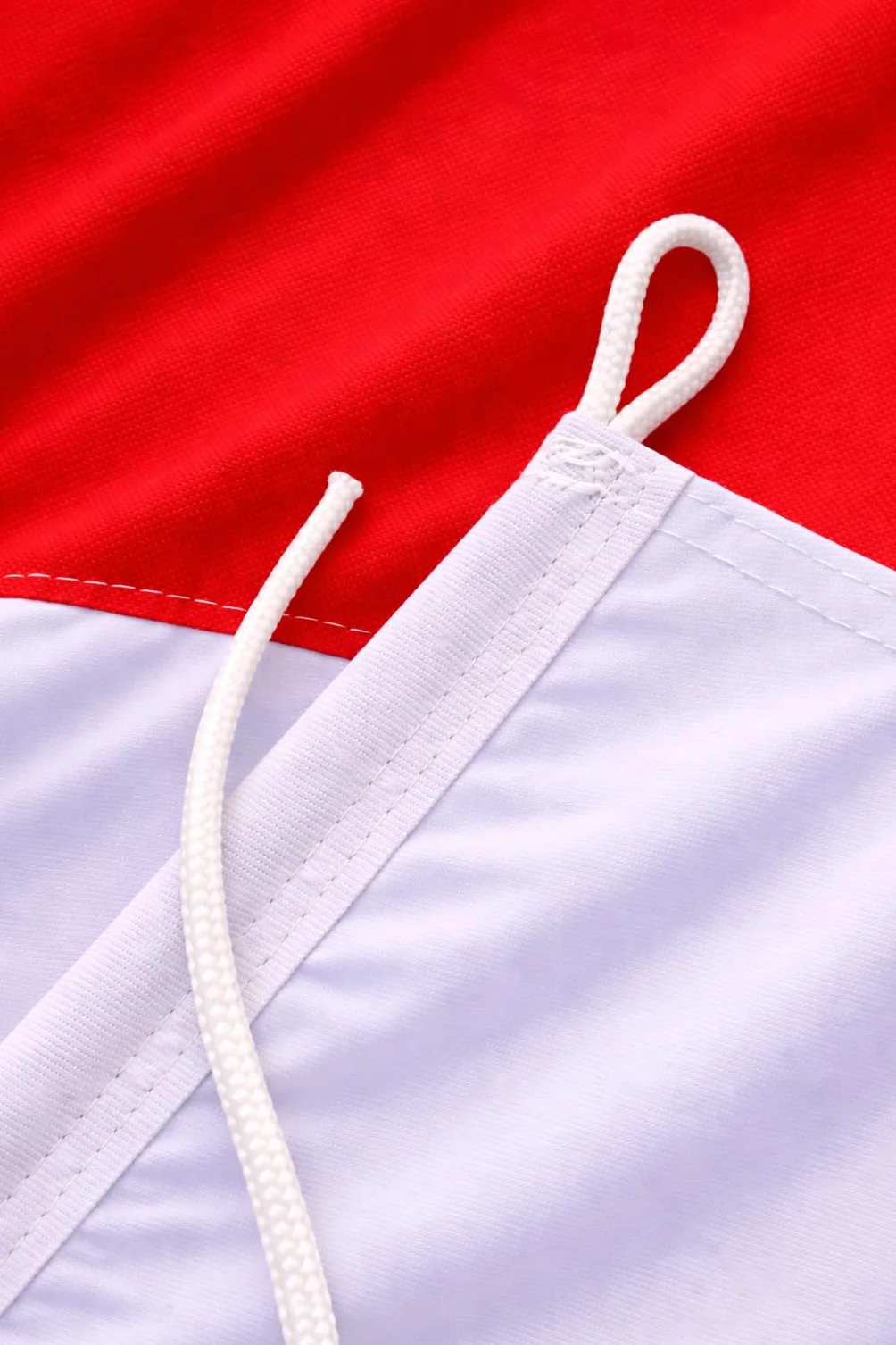 Flaga łodzi FLAGLY Polska 30 x 20 cm pozioma 115 g/m² drukowana z linką i pętelką