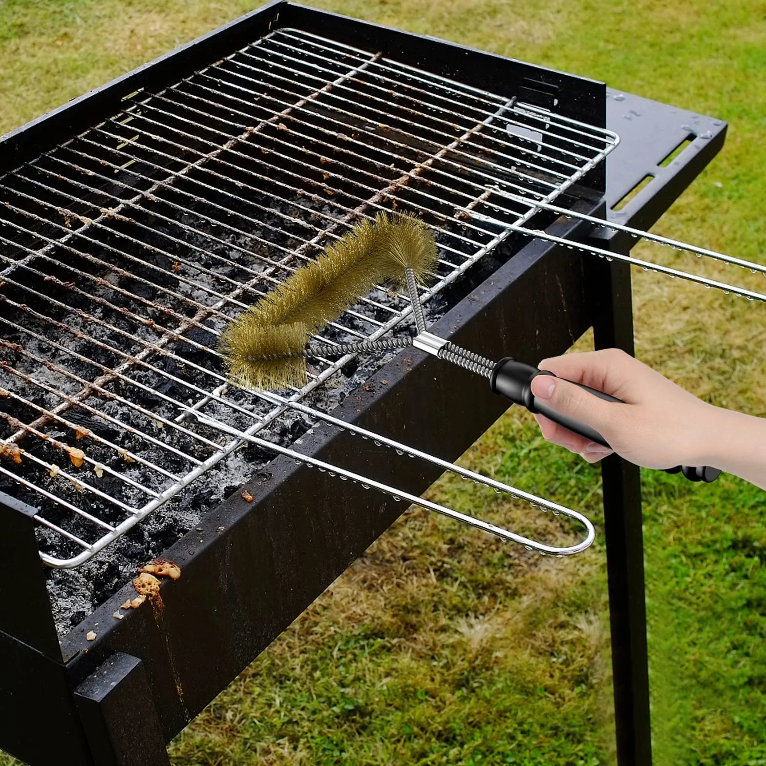Newaner 30,5 cm, trójkątna szczotka do grilla, 360°, z mosiężnym włosiem ze stali nierdzewnej, czyszcząca 3-krotną głowicą, akcesoria do