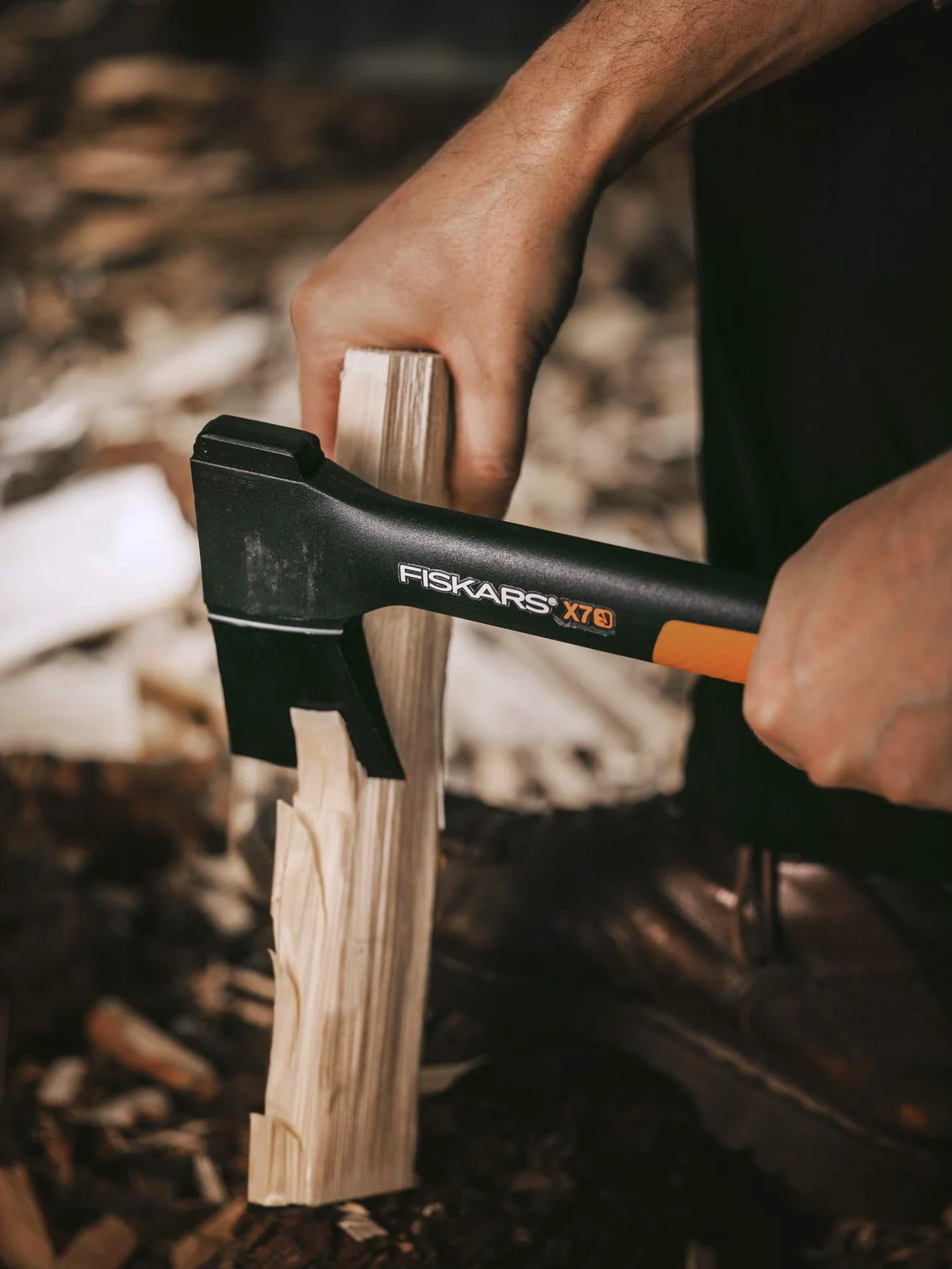 Fiskars X-Series Zestaw Siekiery z Ostrzałką, Czarny/Pomarańczowy, X7-XS
