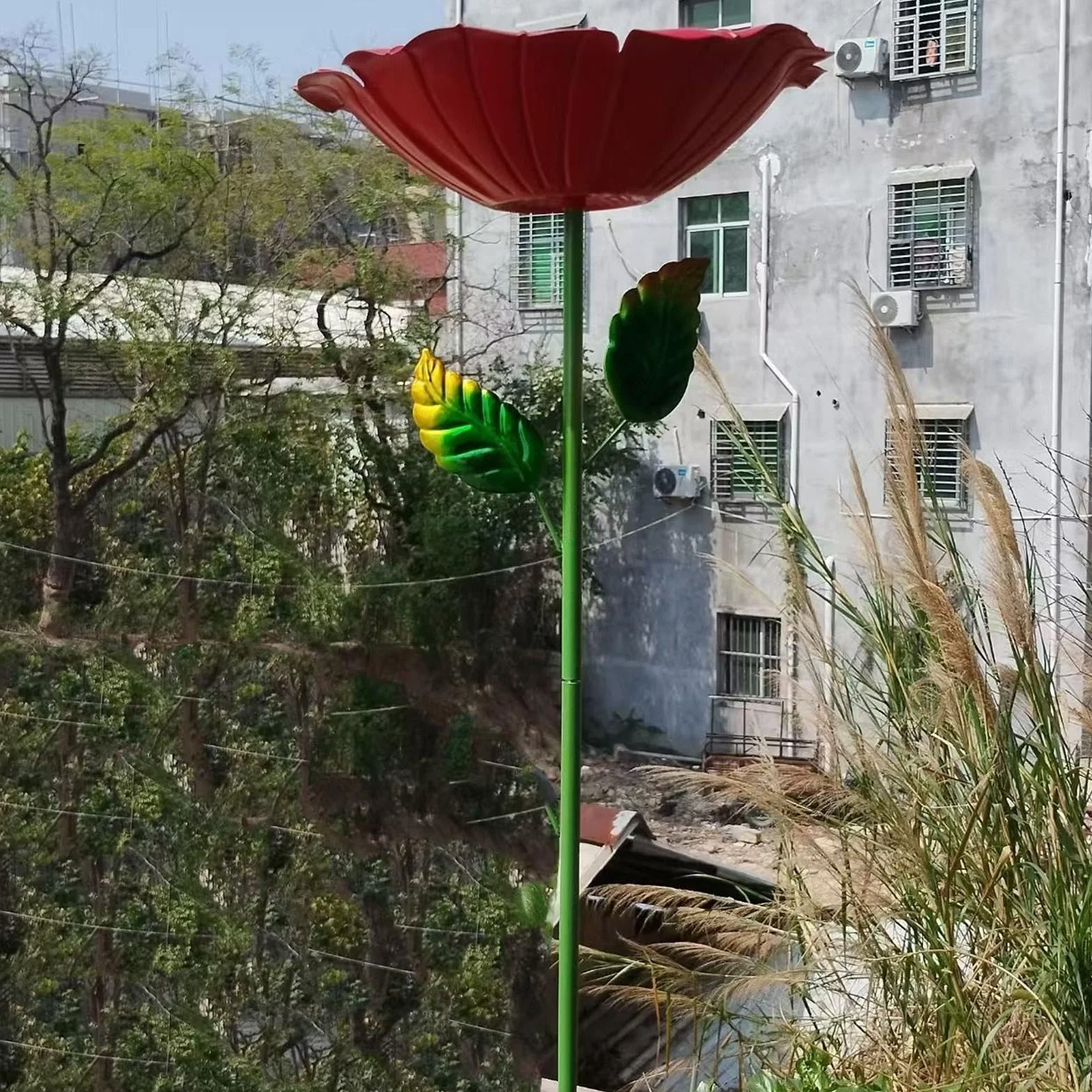 Poidła dla ptaków na zewnątrz - Kwiatowy kąpiel dla ptaków na paliku | Poidło pszczół | Na taras werandę trawnik rabatę miłośników
