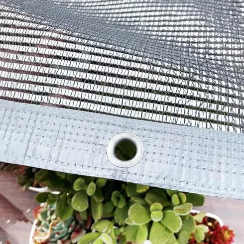 Aluminiowa siatka zacieniająca 55% UV 4x5m z przelotkami do szklarni i patio