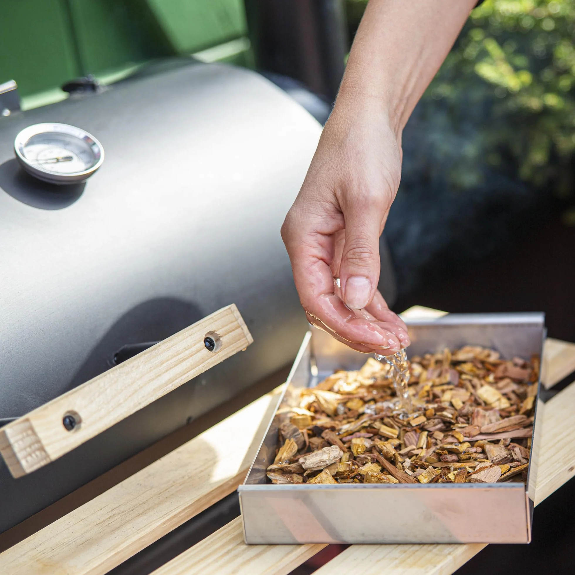 Browin 780820 wióry drzewne do wędzenia i grillowania – zestaw: dąb – 600 g, drzewo wiśniowe – 450 g, jabłoń – 450 g, zestaw naturalnych wiórów do wielu zastosowań