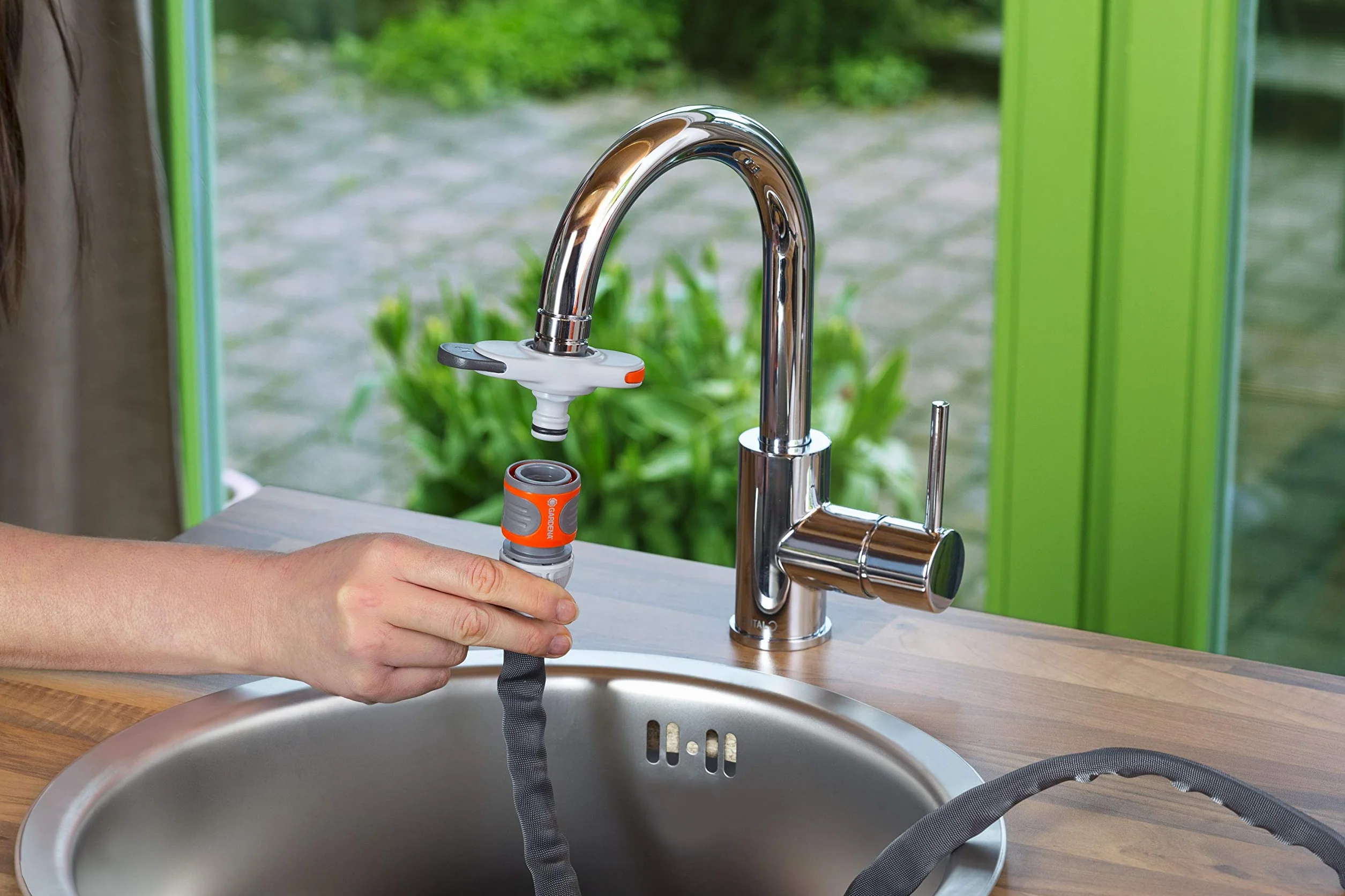 Gardena Przyłącze kranowe do kranów wewnętrznych 18210-20 z adapterem do perlatora