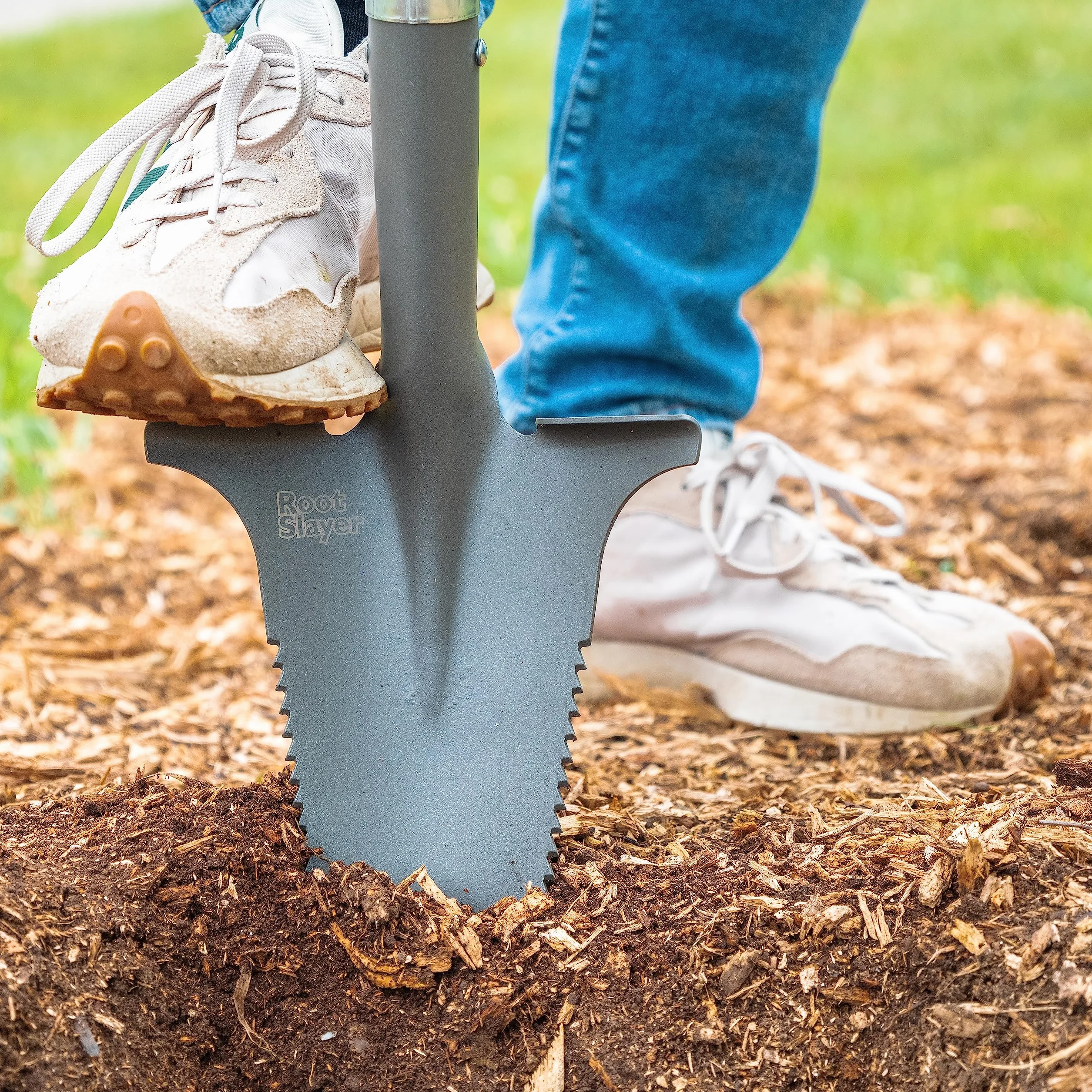 Radius Garden Root Slayer Mini-koparka łopata czerwona