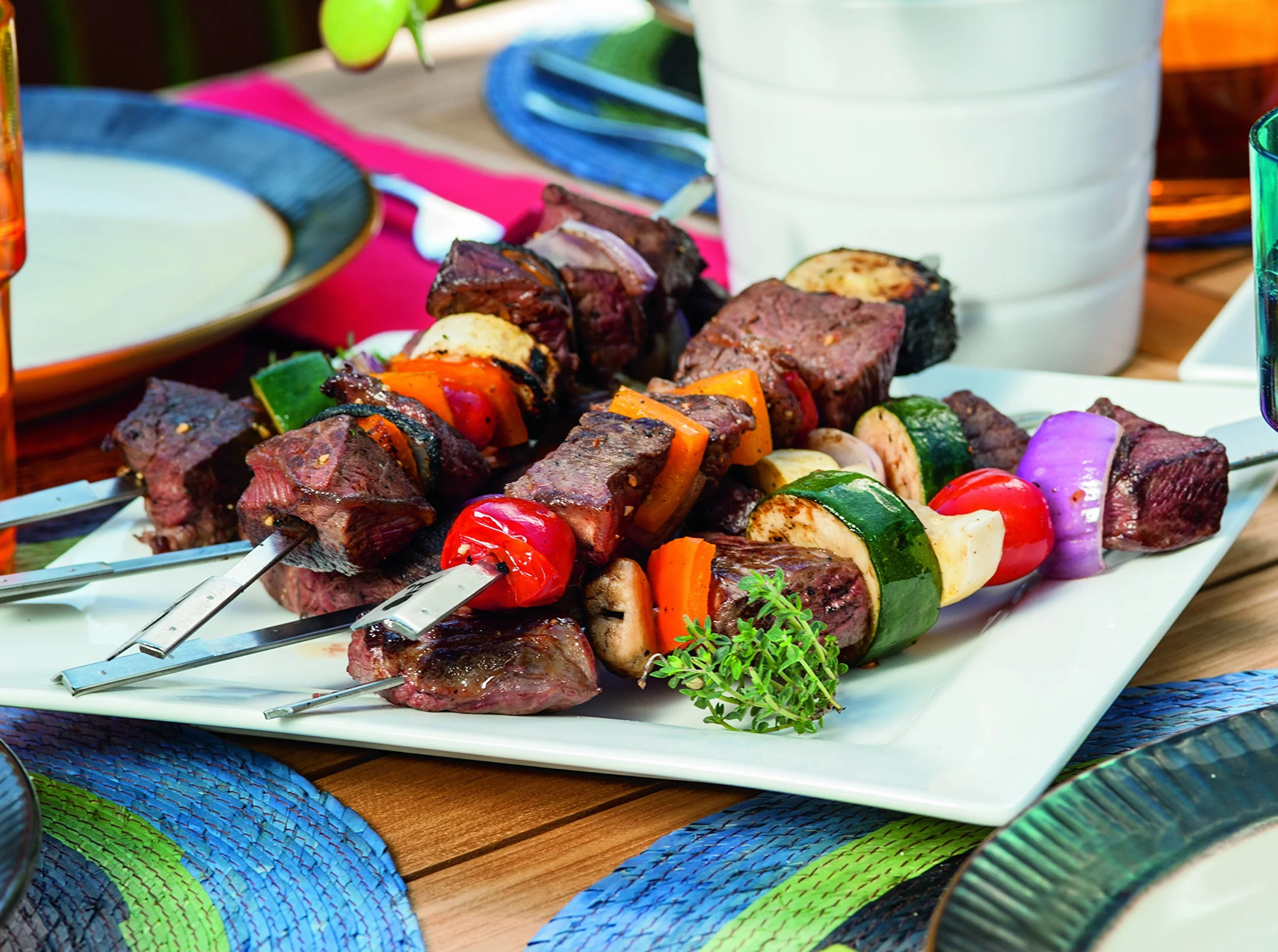Weber Zestaw do Szaszłyków / Kebab, składający się z 5 sztuk stalowych szpikulców i stojaka ze stali nierdzewnej, pasuje do wszystkich grilli węglowych o Ø 57 cm oraz grilli gazowych, - Srebrny (6606)