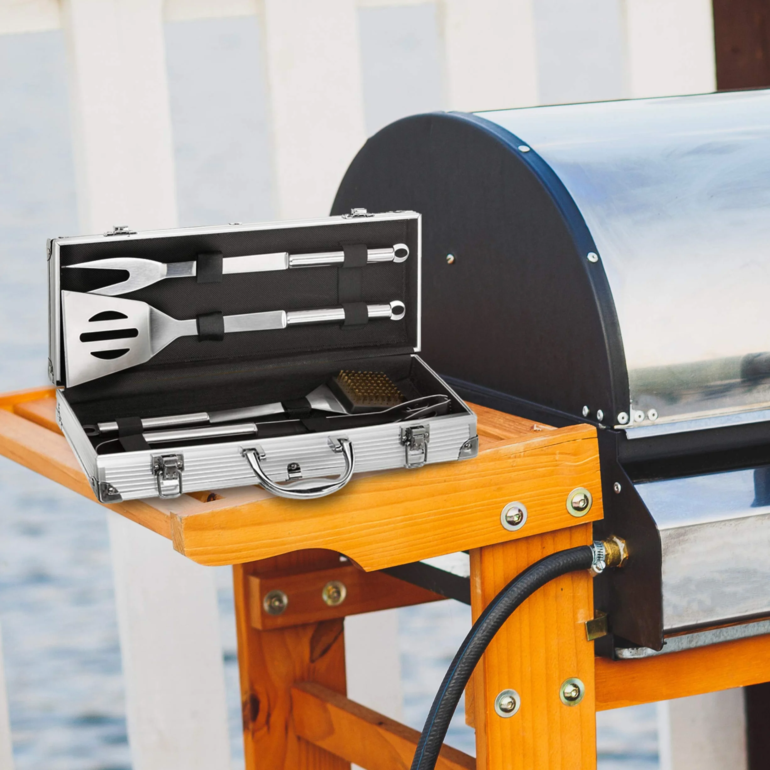 Zestaw akcesoriów grillowych ze stali nierdzewnej 5-częściowy walizka BBQ ze szczotką i szczypcami