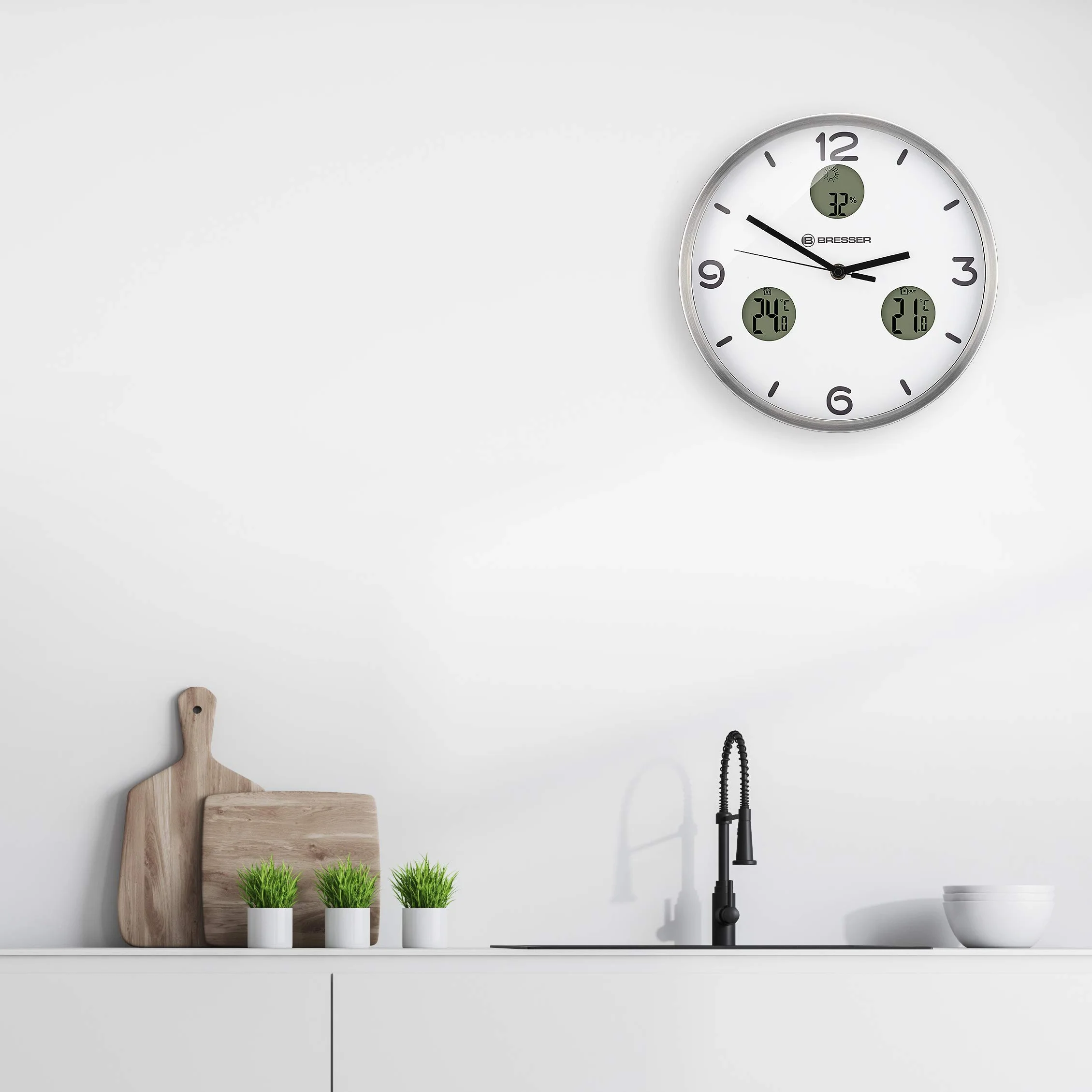 Bresser MyTime io NX radiowy zegar ścienny z termometrem i higrometrem – średnica 30 cm
