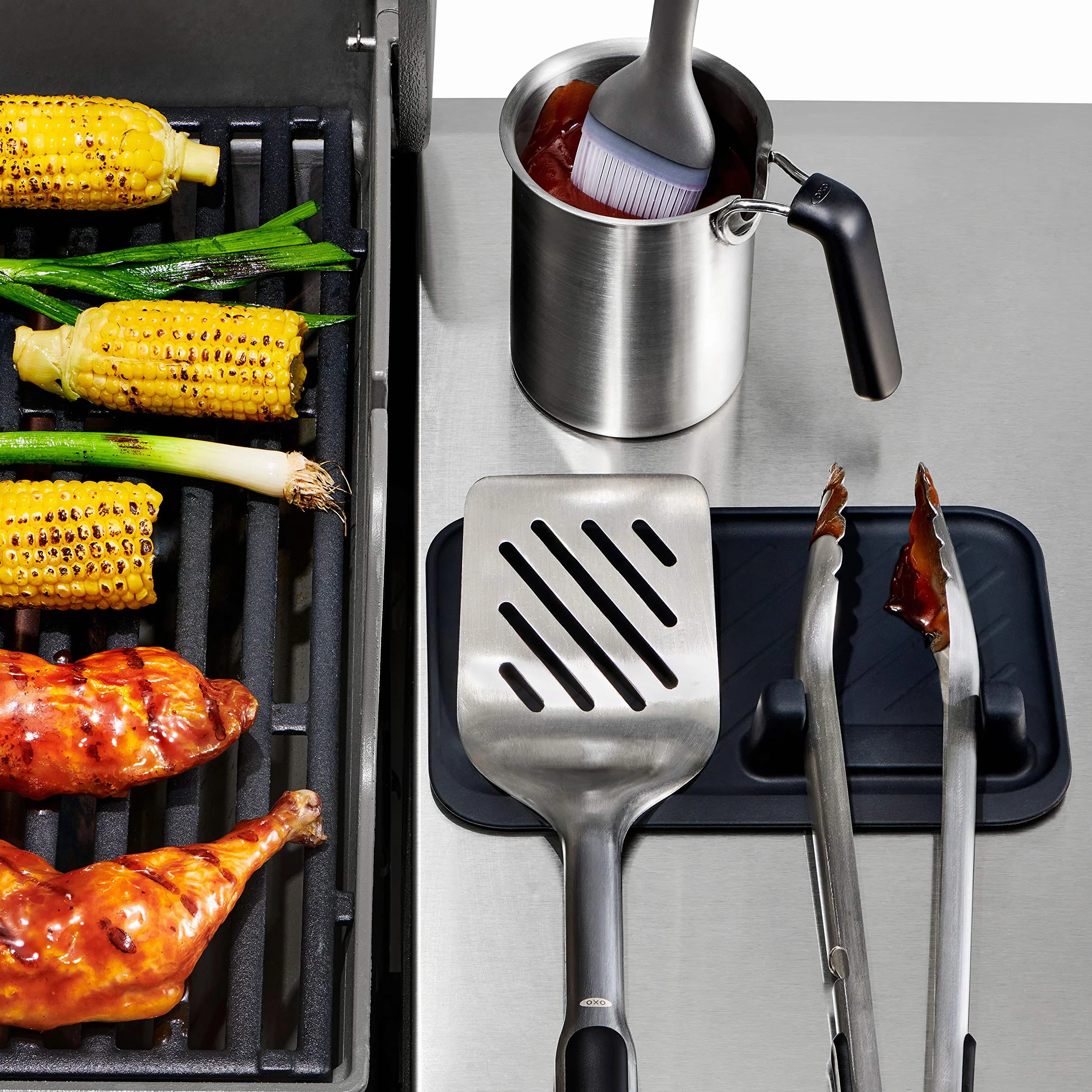 OXO Good Grips podstawka na narzędzia do grillowania, czarna