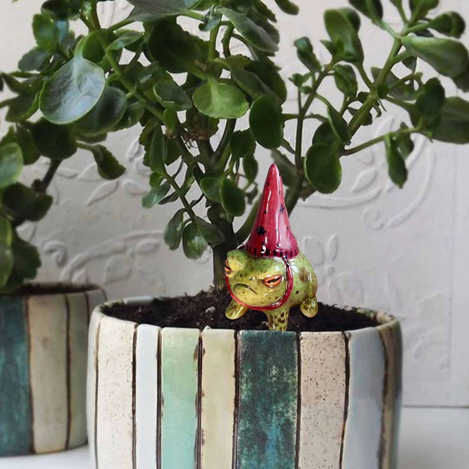 Dekoracje ogrodowe żaba, posągi żab do ogrodu - Figurka z żywicy małej żaby w kapeluszu czarownicy | Ręcznie malowany ornament bonsai rzeźba