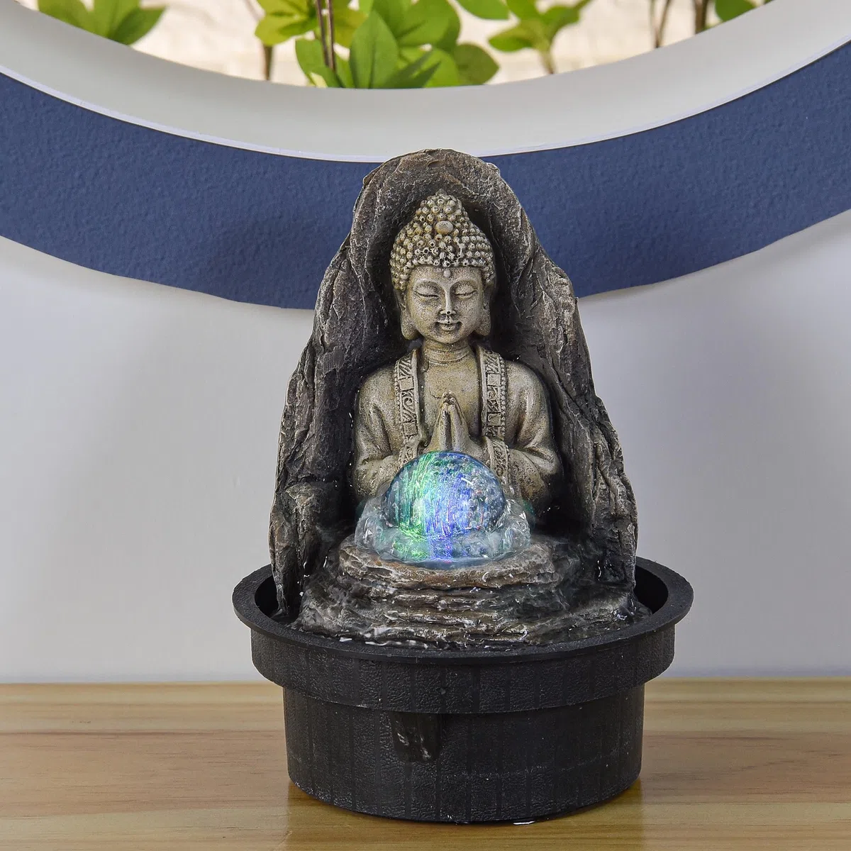 Fontaine Frieden – relaksująca fontanna wewnętrzna Zen Budda ze światłem LED – zamknięty i brązowy obieg – wys. 18 cm – Zen'light, żółta