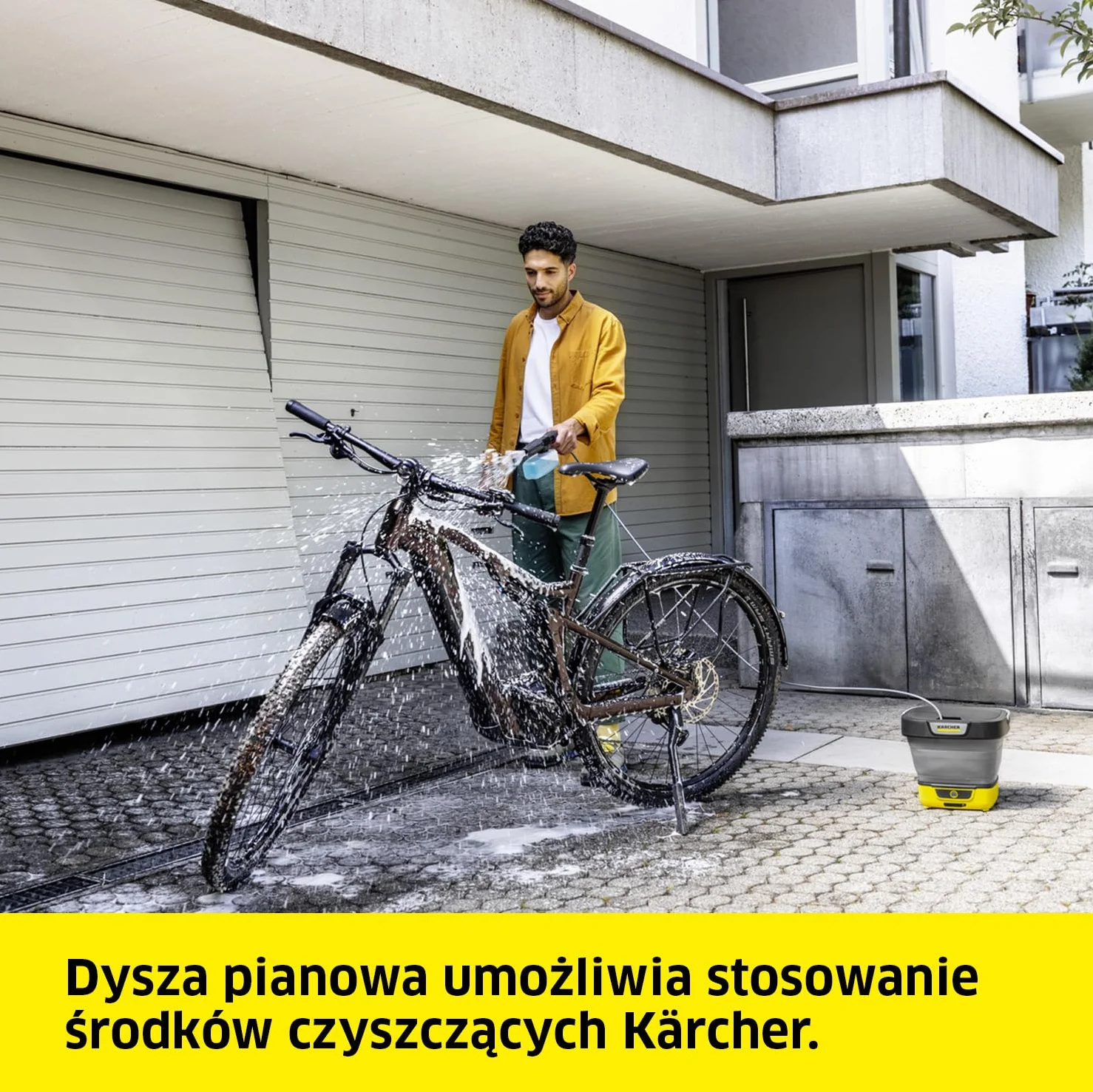 Kärcher dysza pianowa, do dozowania środków czyszczących, zbiornik: 0,35 l, regulowany kąt spryskiwania, oryginalny dodatek do myjek terenowych Kärcher OC 3, OC 3 Plus i OC 3 Foldable