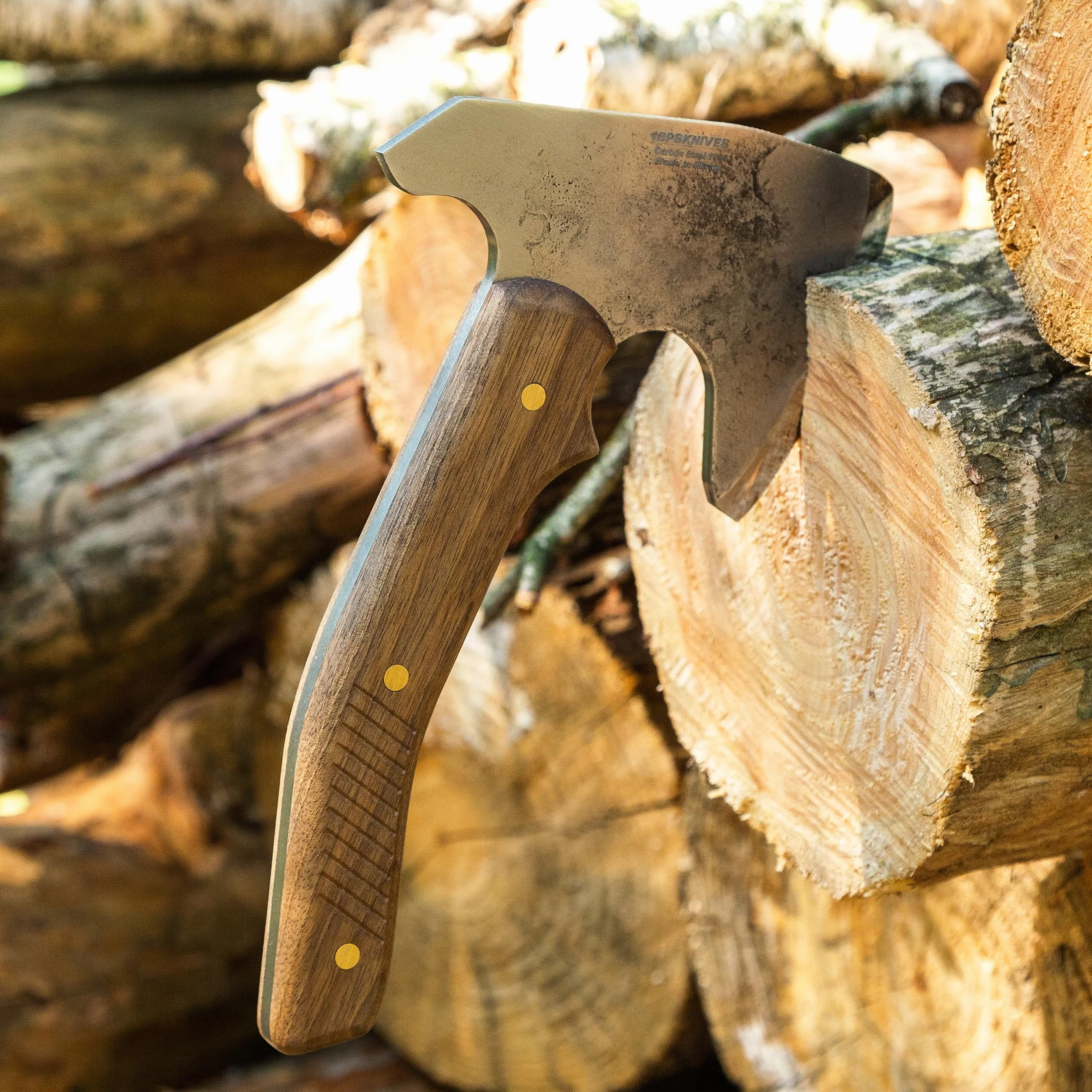 BPS Knives Bushcraft Axe with Leather Sheath - Pełnowymiarowa siekiera kempingowa - Toporek z węglowej stali - Siekiera kempingowa do ścinania drewna i ogrodnictwa.