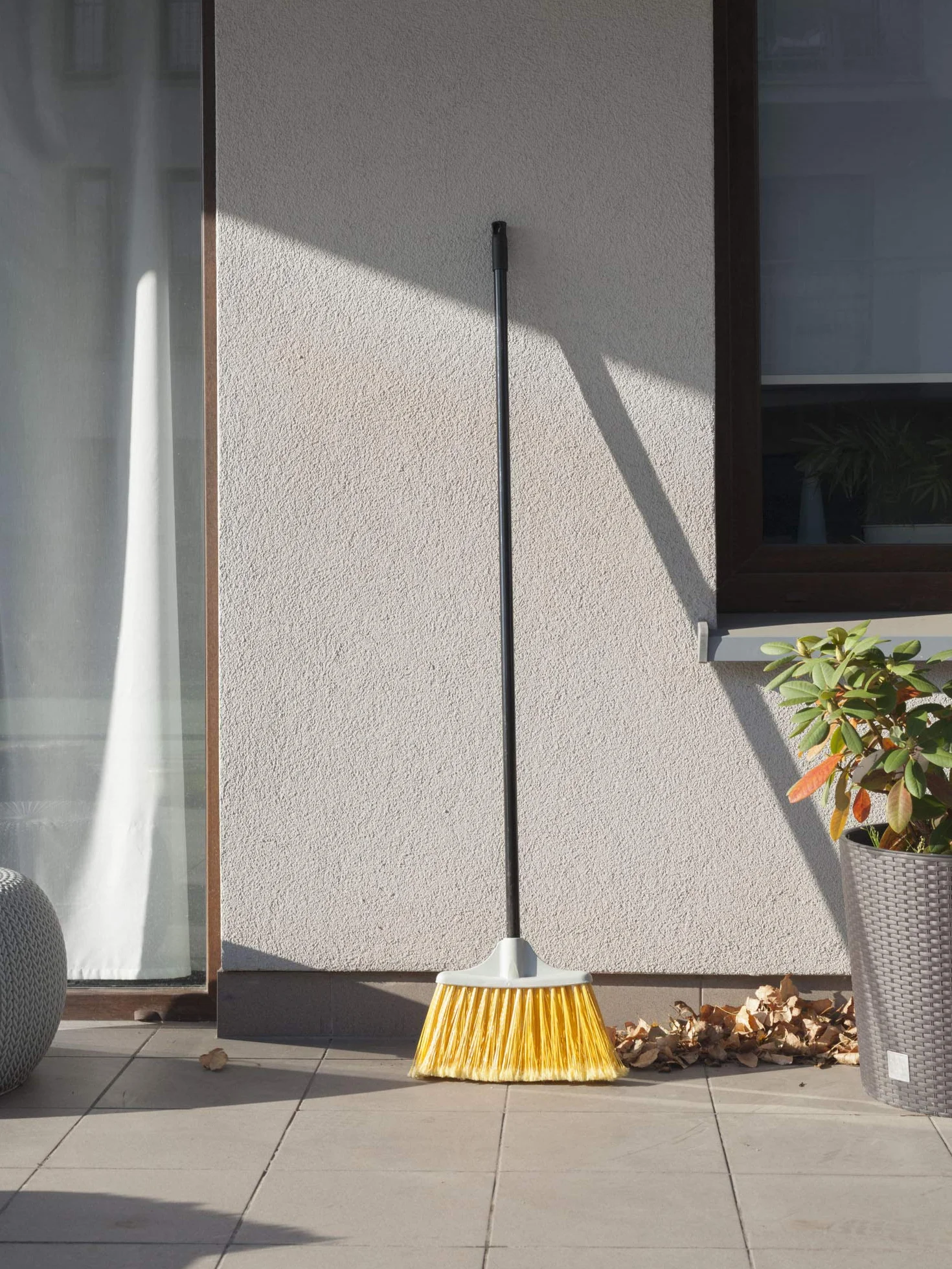 York miotła Sunny Garden z rączką 527 g