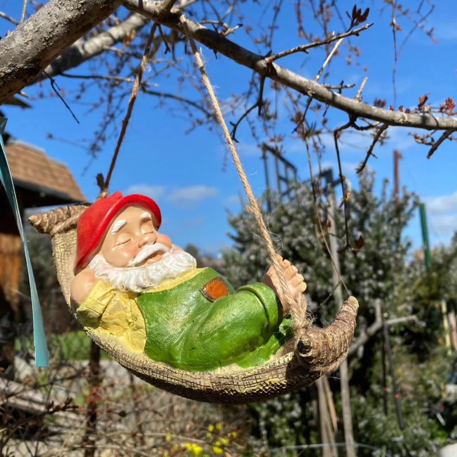 TERESA’S COLLECTIONS Fairy Garden Gnome Statue, Wodoodporna żywica Wisząca Ozdoba Ogrodowa do Dekoracji Trawnika Ogrodowego na świeżym Powietrzu lub Jako Prezent Dla Dzieci